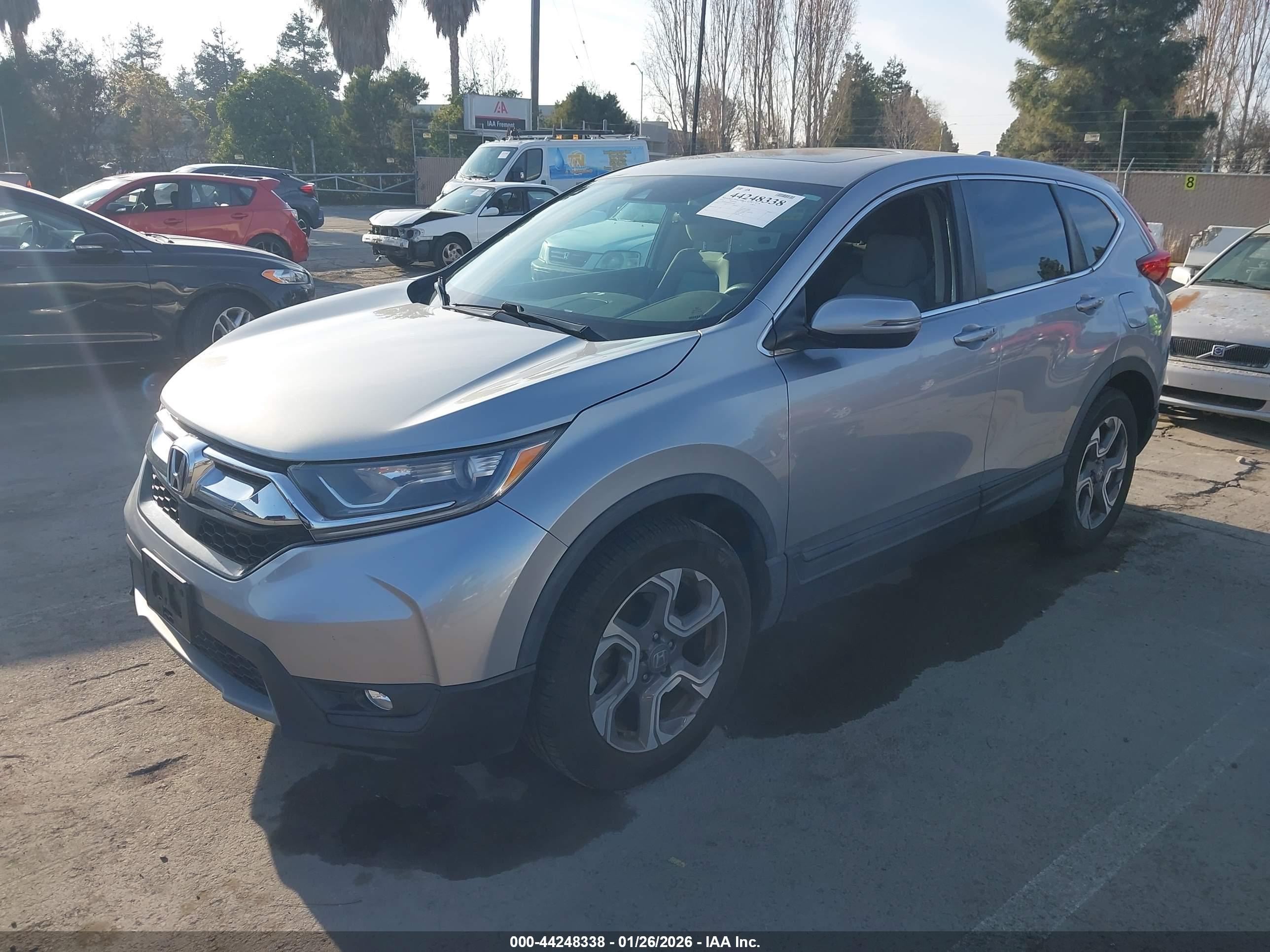 HONDA CR-V image 2