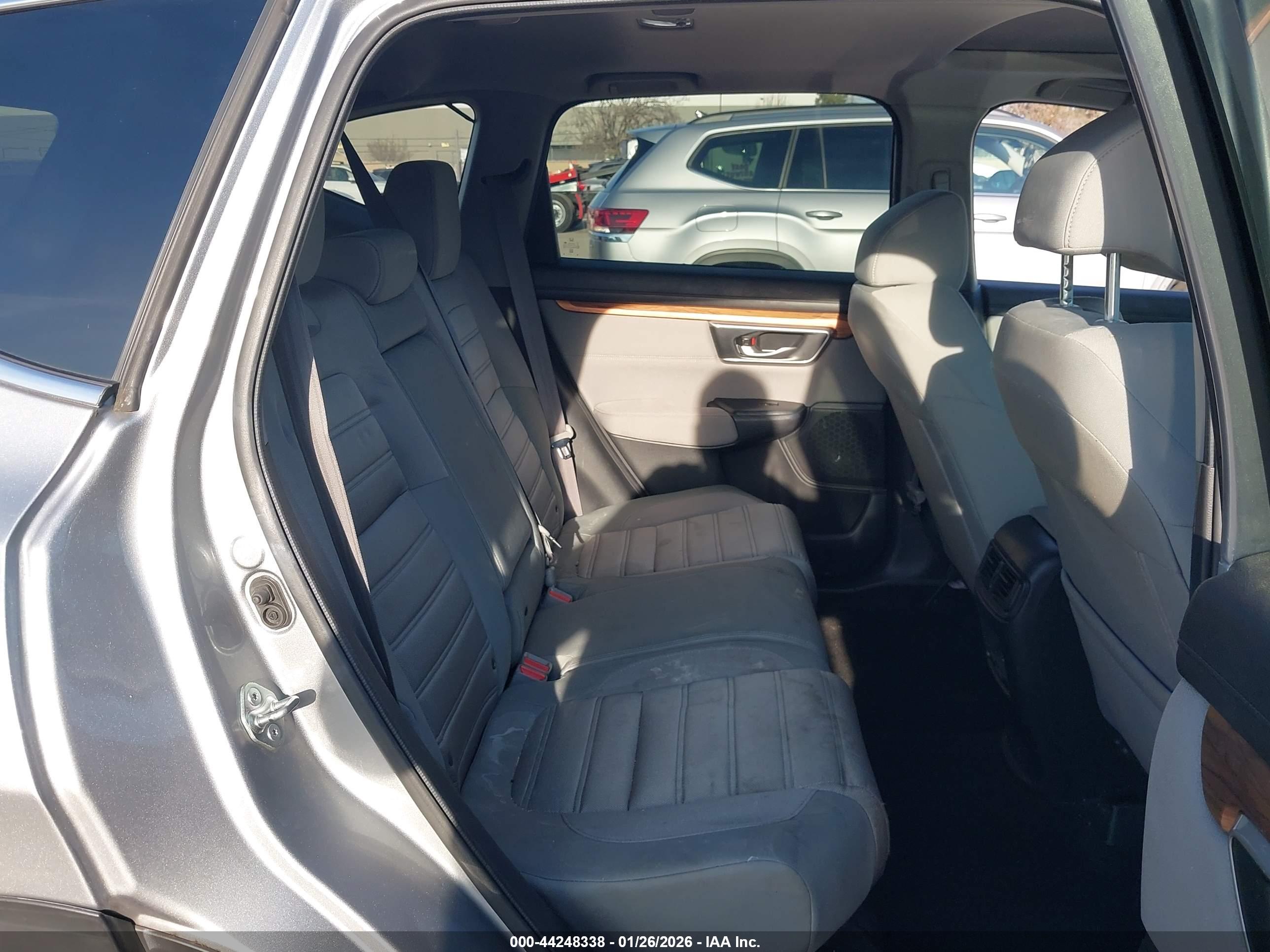 HONDA CR-V image 8
