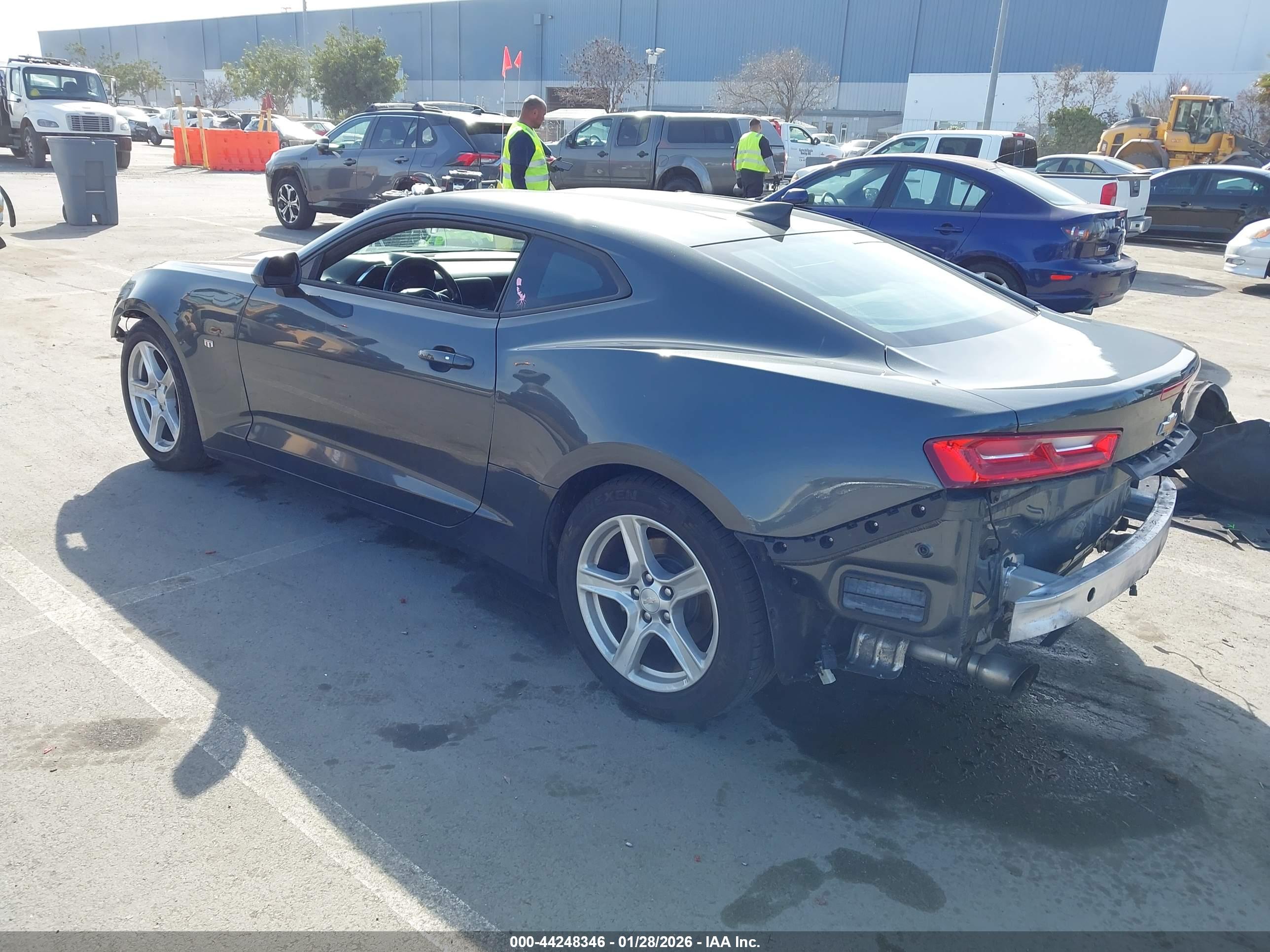 CHEVROLET CAMARO image 3