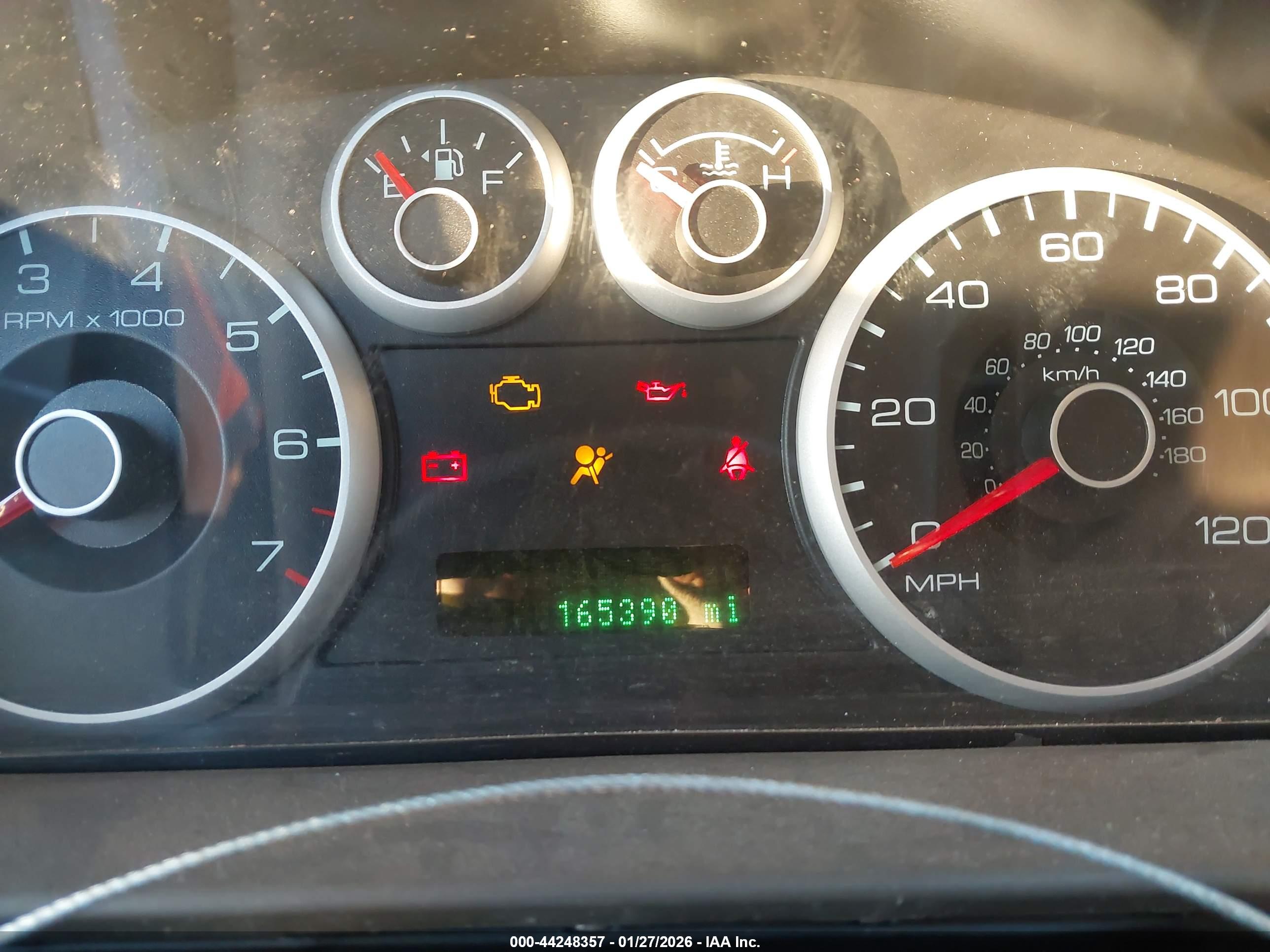 FORD FUSION image 7