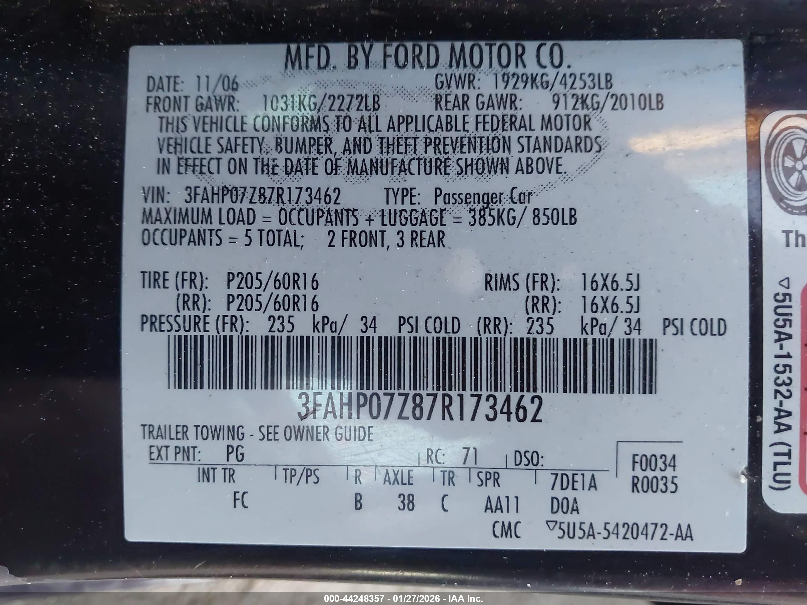 FORD FUSION image 9