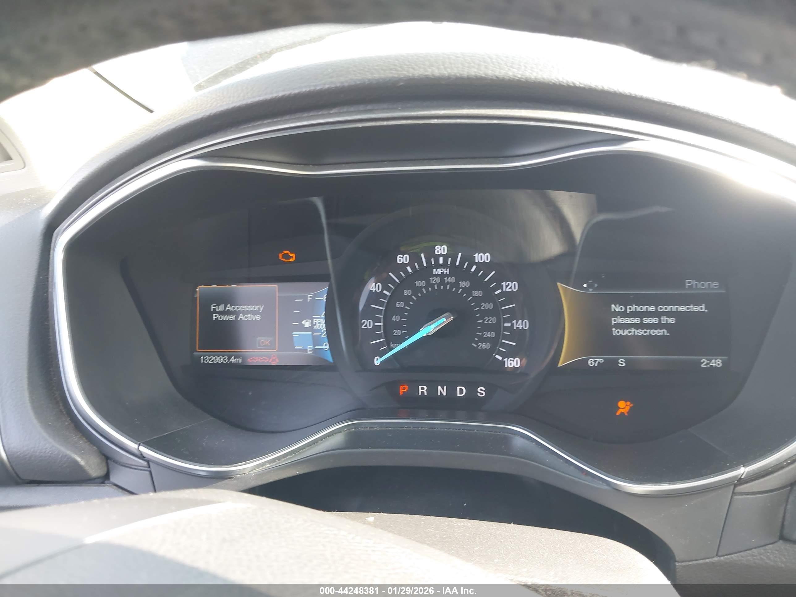 FORD FUSION image 7