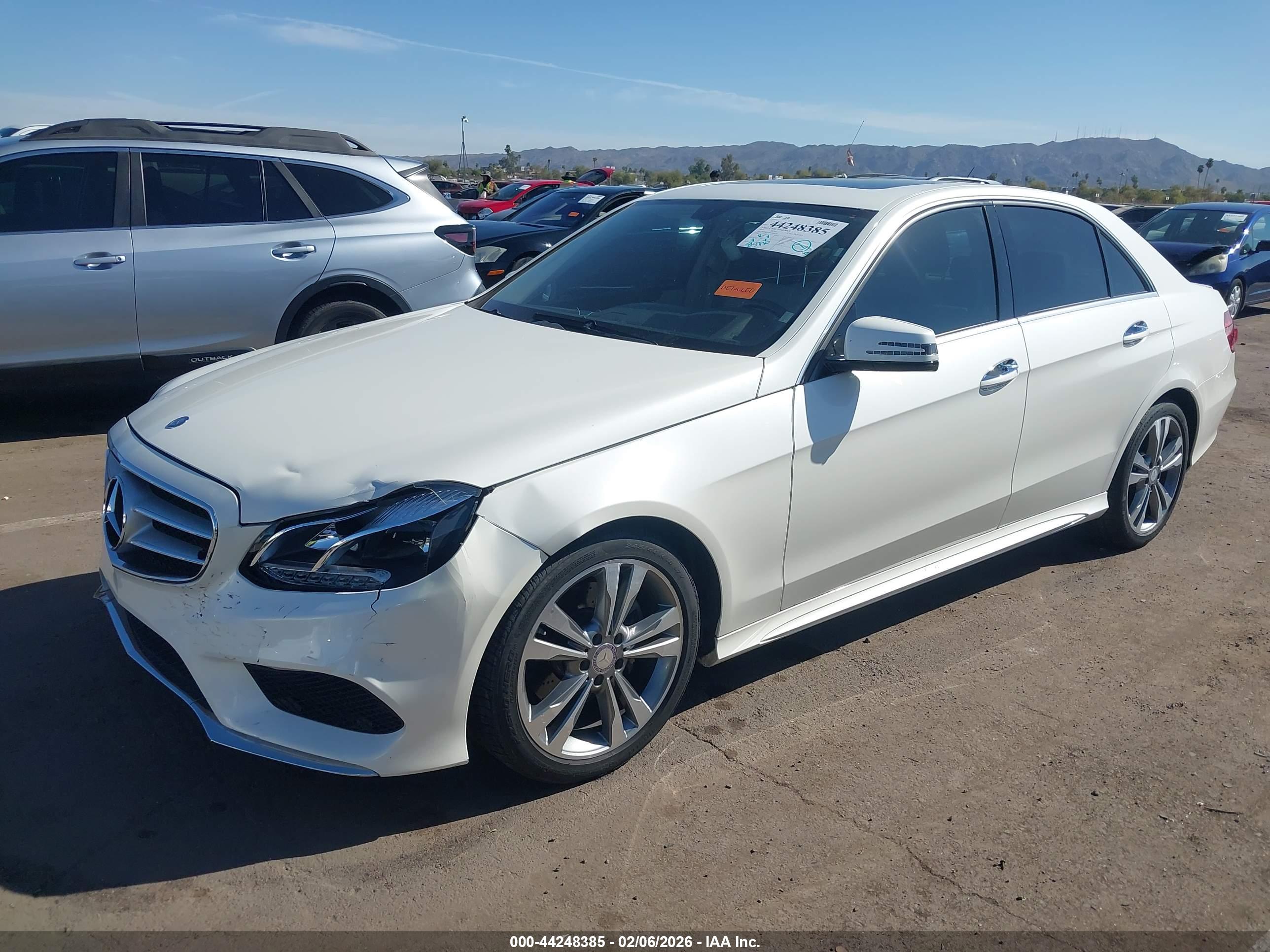 MERCEDES-BENZ E image 2