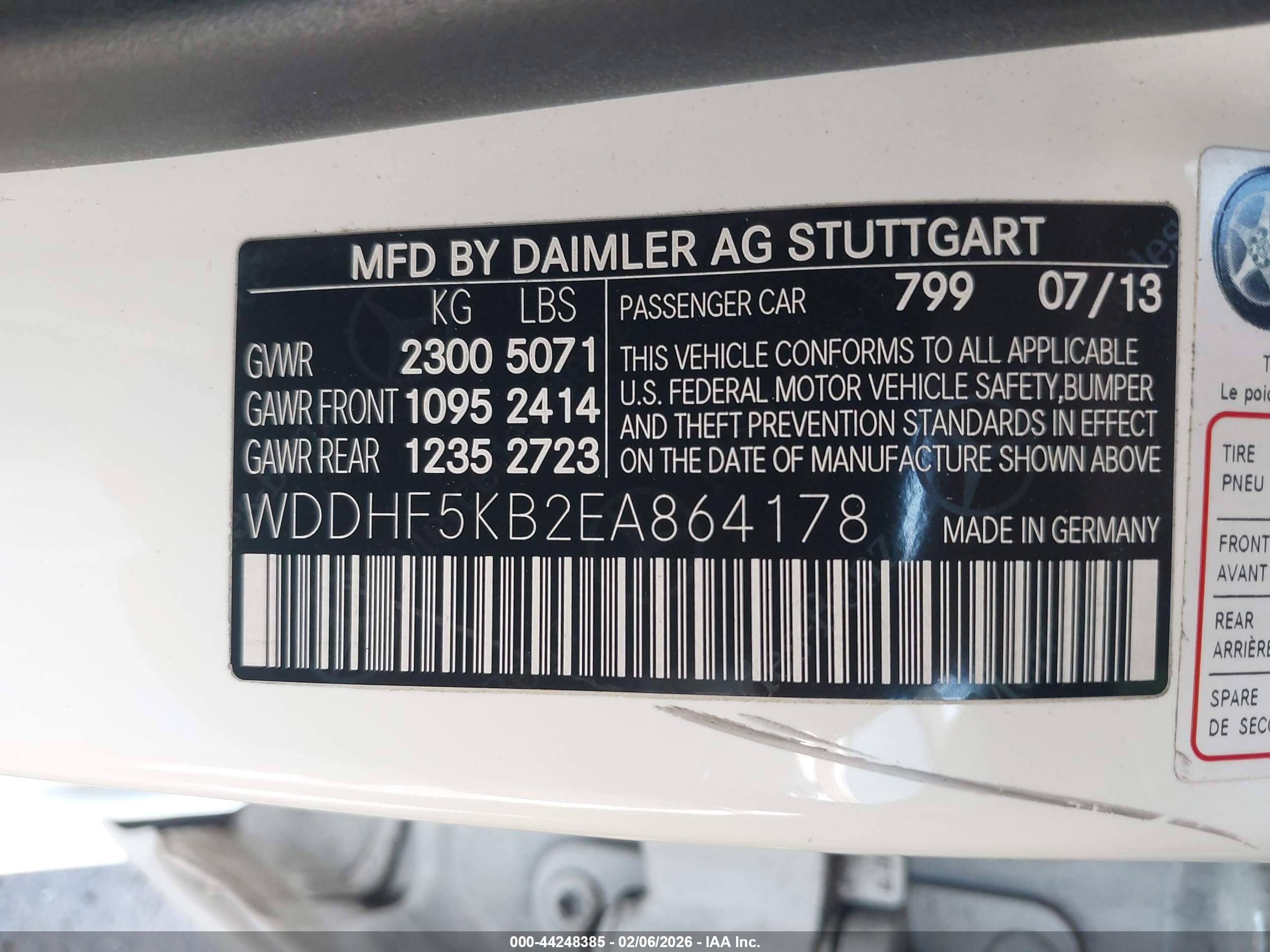 MERCEDES-BENZ E image 9