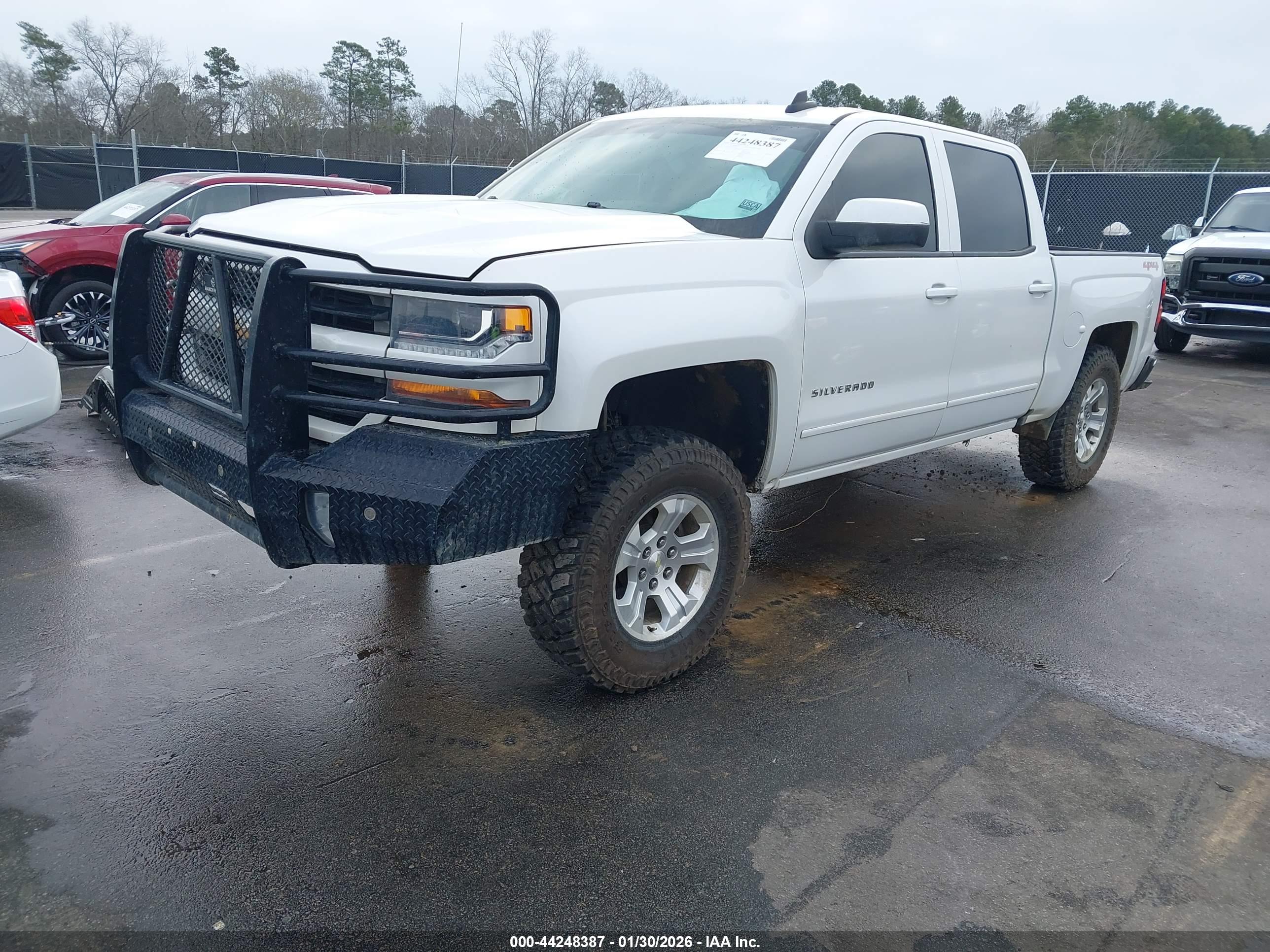 CHEVROLET SILVERADO image 2