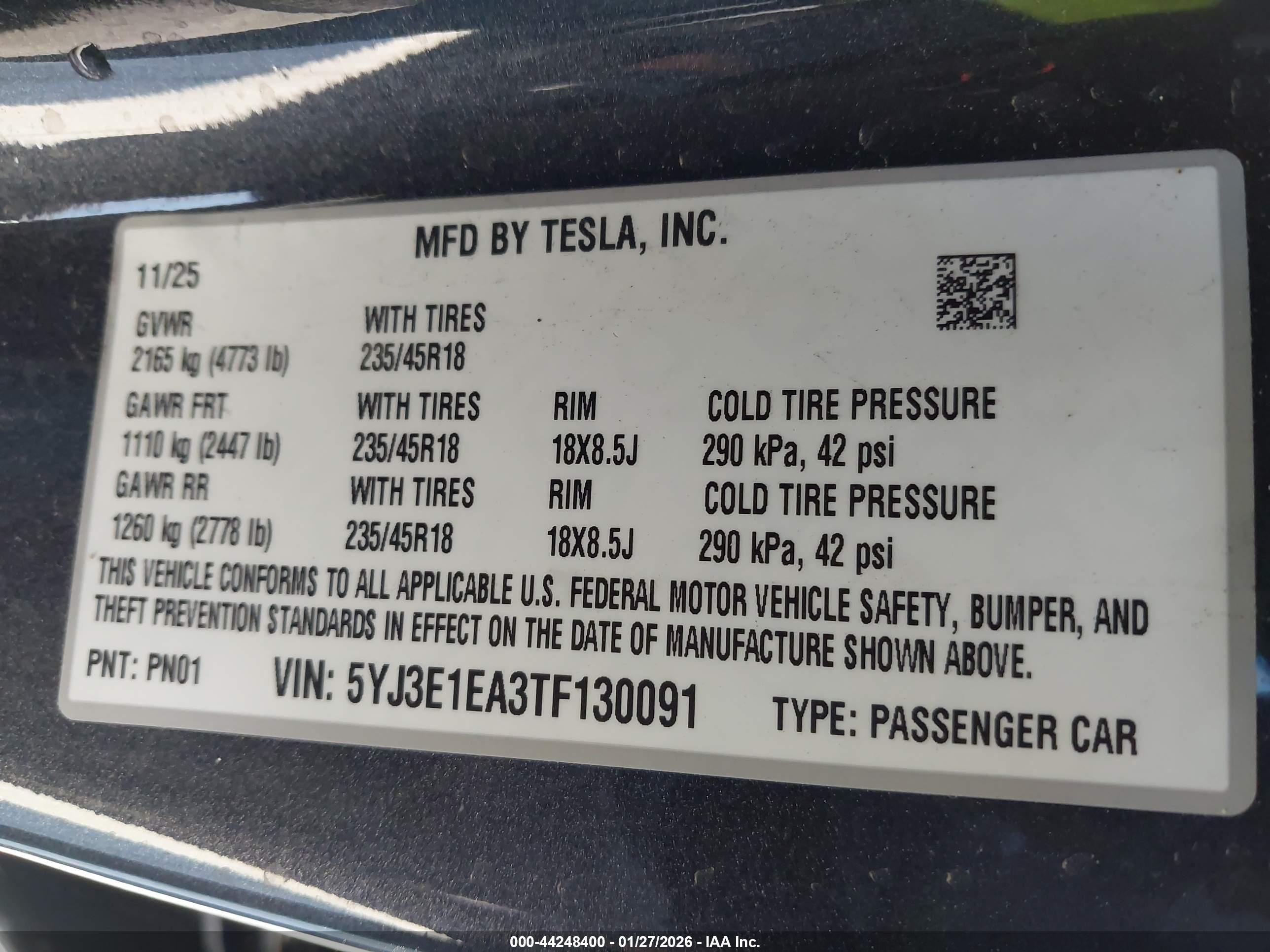 TESLA MODEL image 9