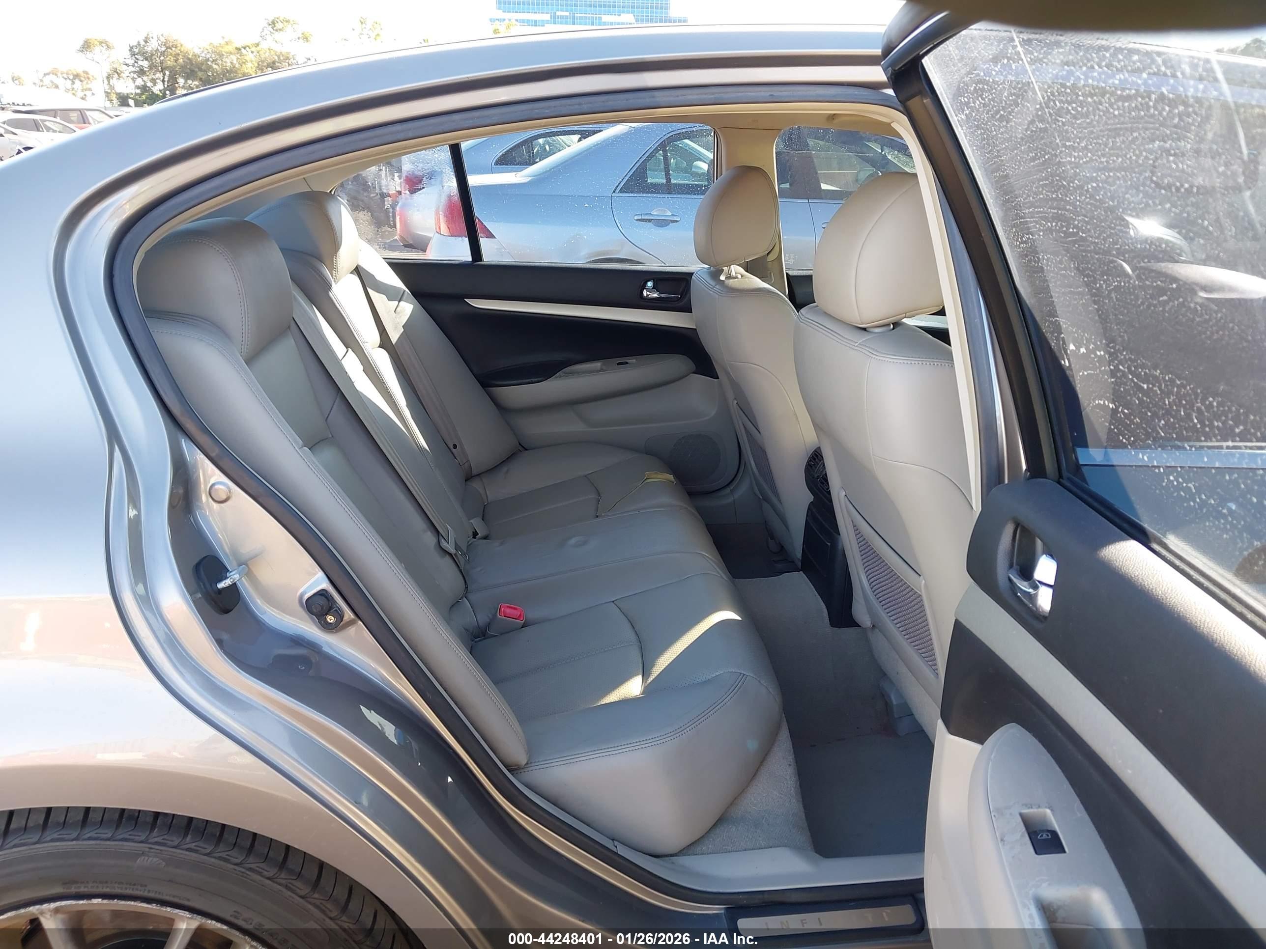INFINITI G35 image 8