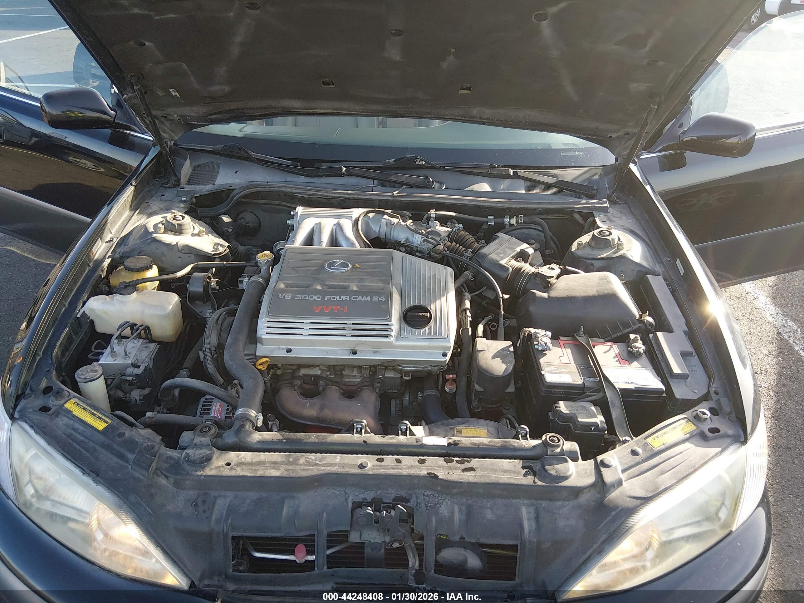 LEXUS ES image 10