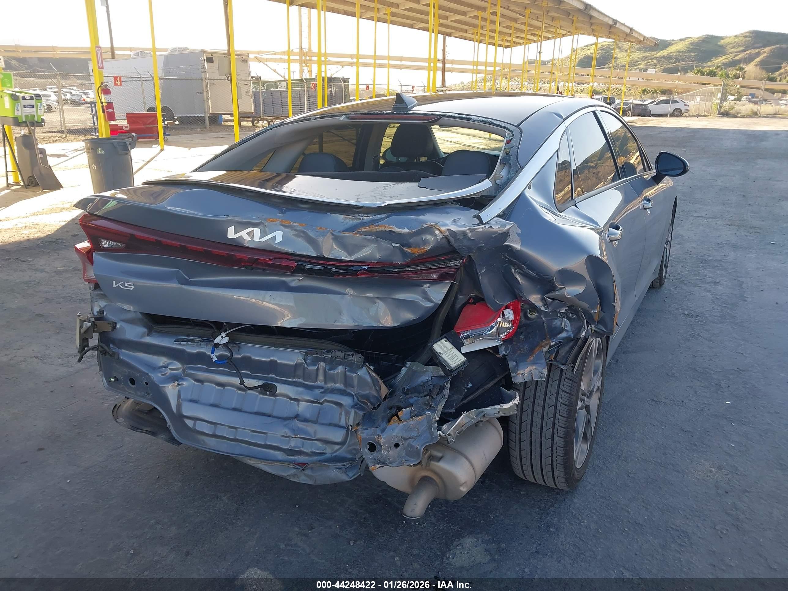 KIA K5 image 4