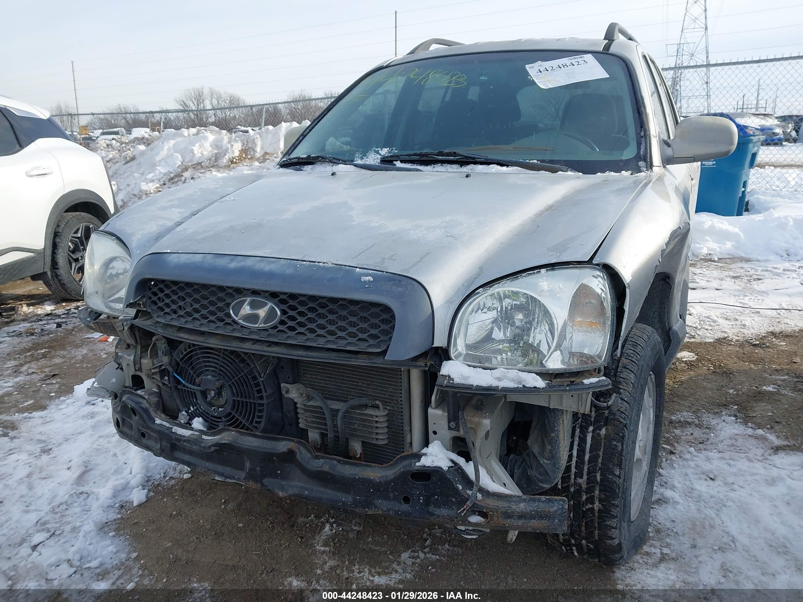 HYUNDAI SANTA image 6