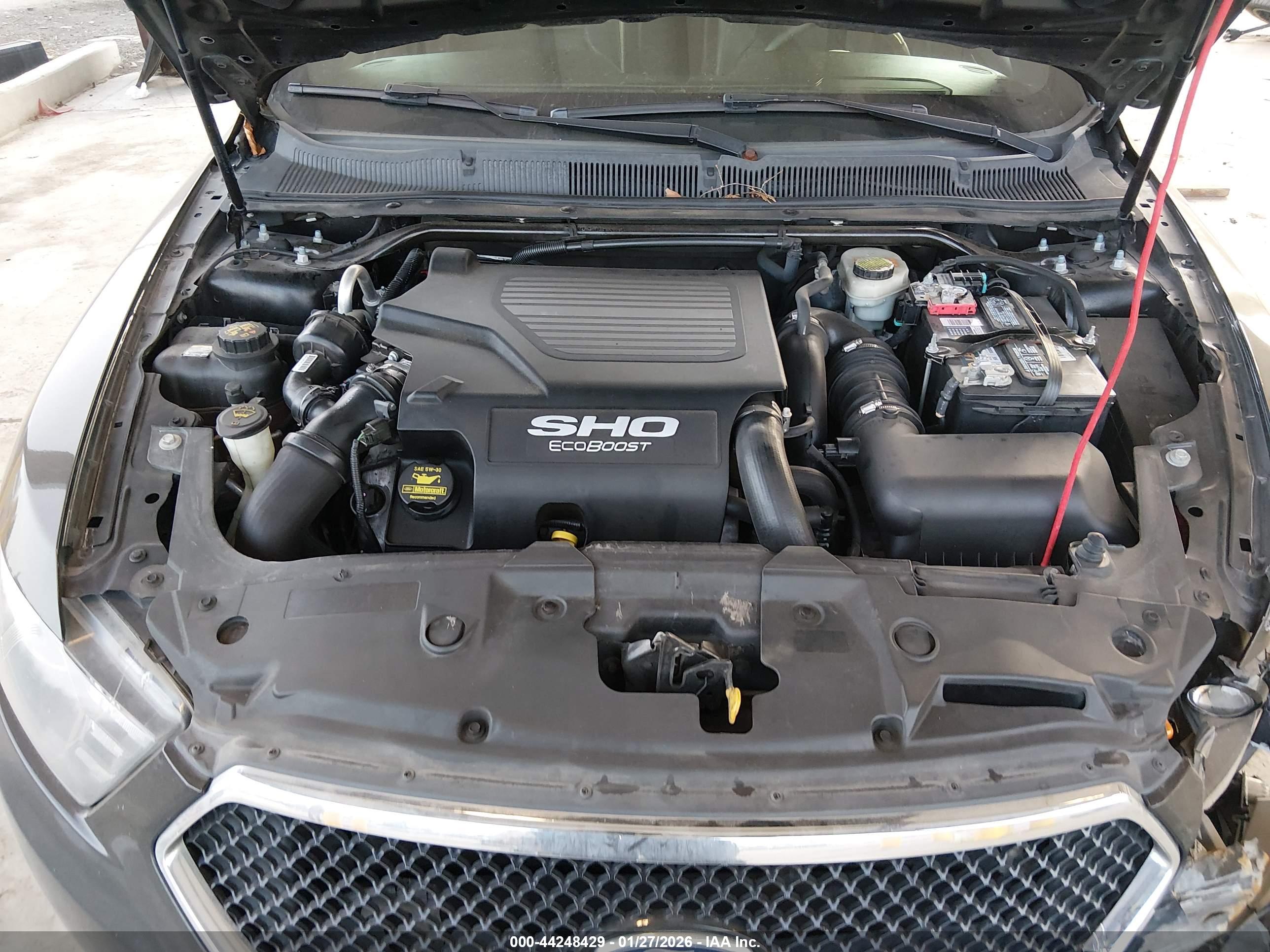 FORD TAURUS image 10
