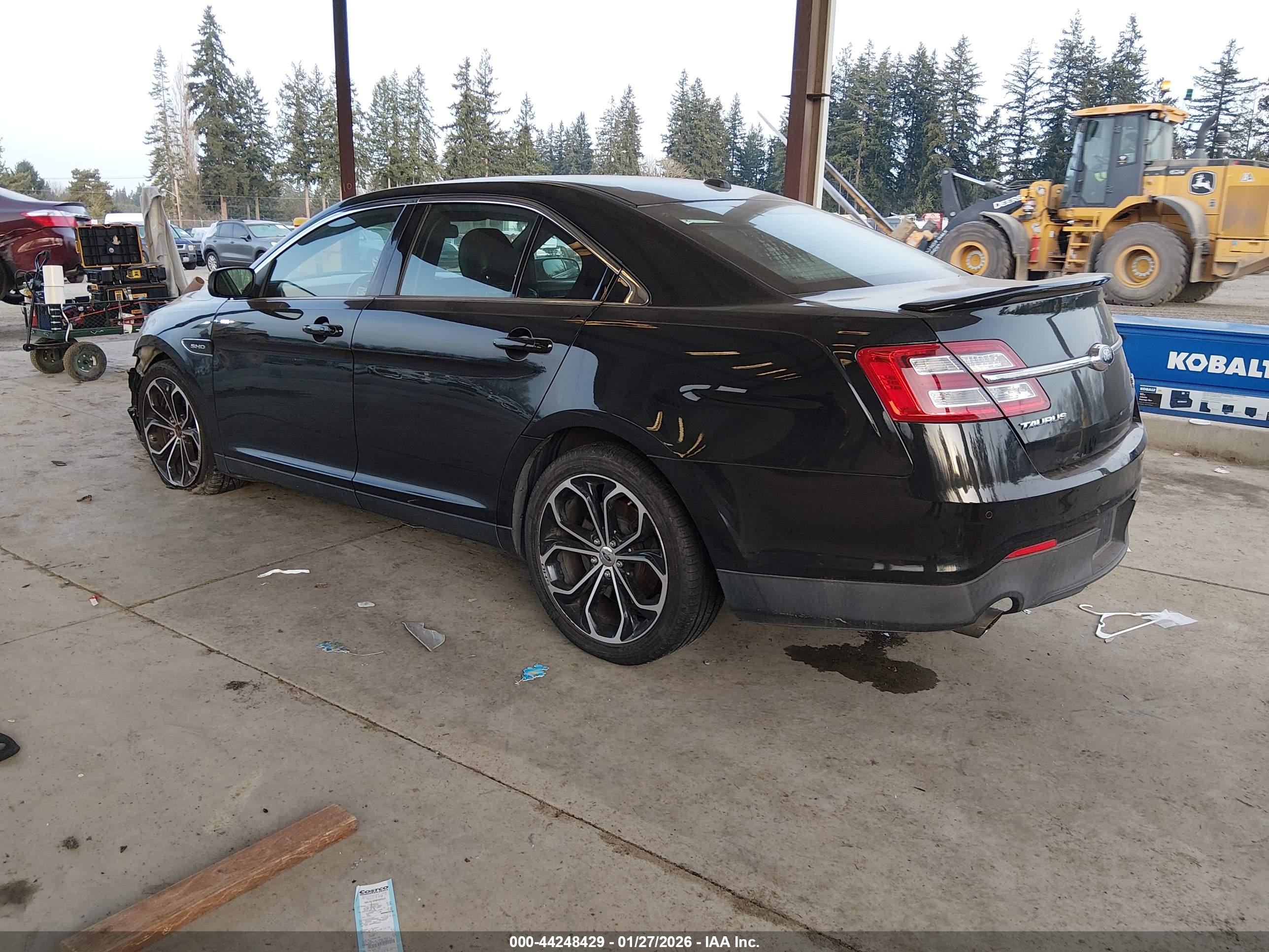 FORD TAURUS image 3