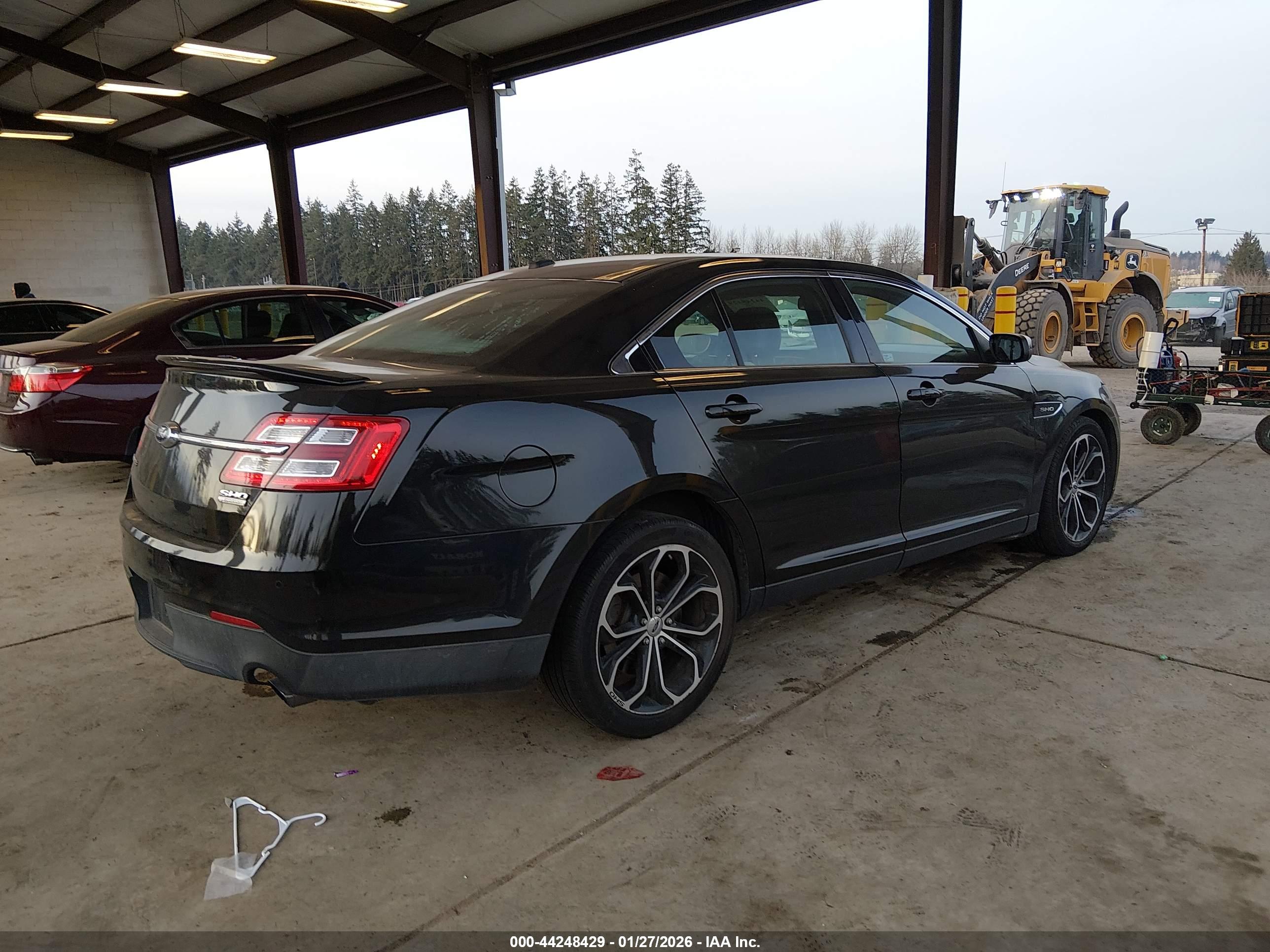 FORD TAURUS image 4