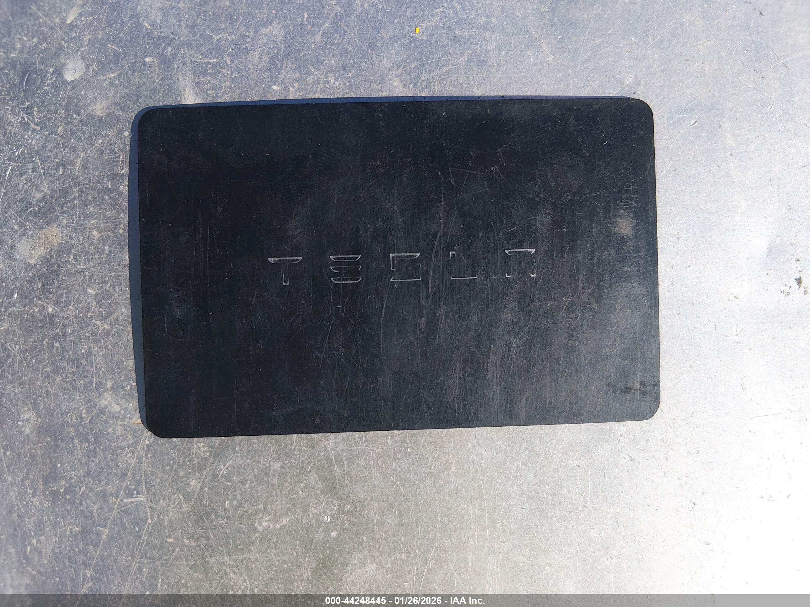 TESLA MODEL image 11