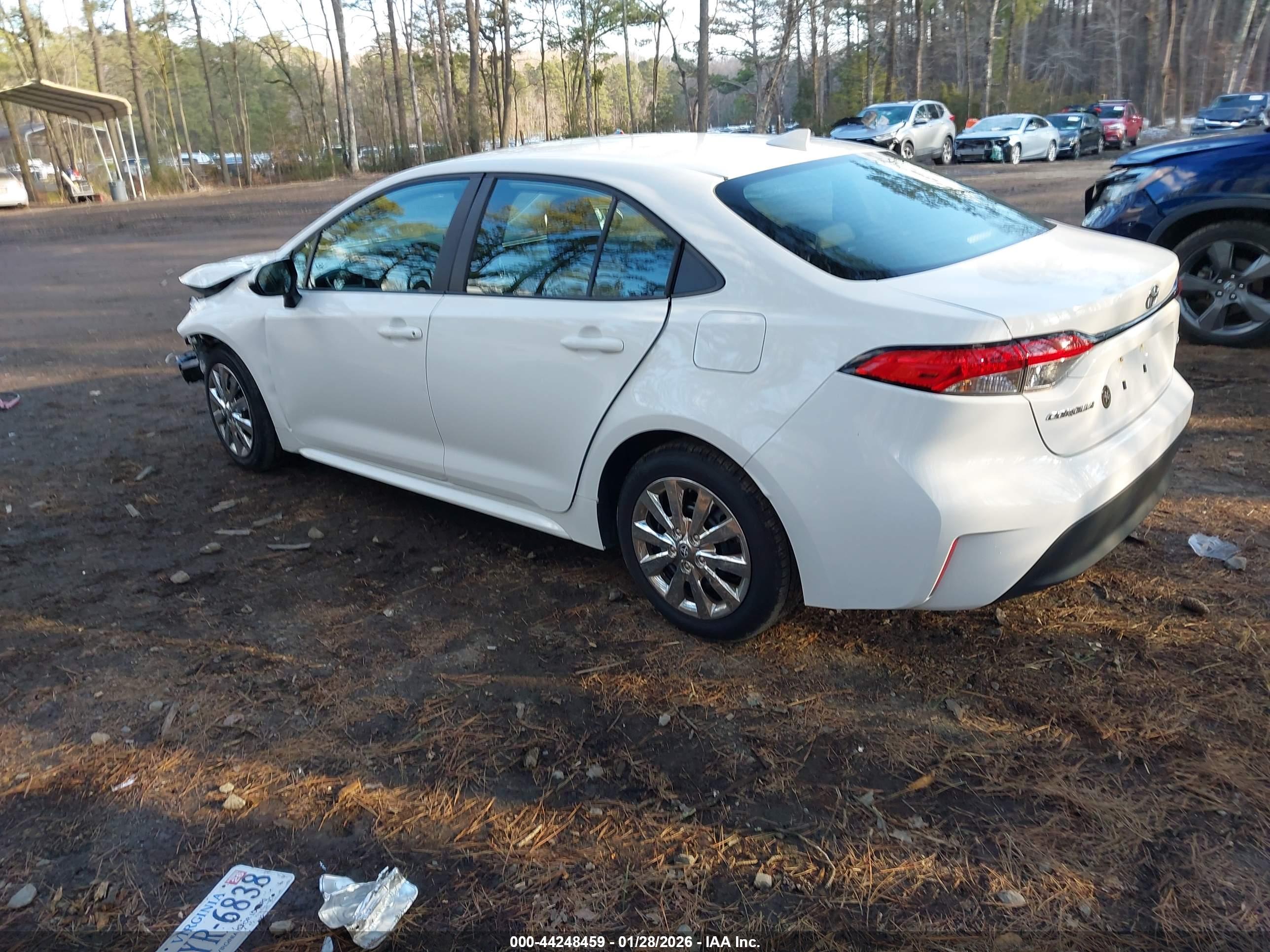 TOYOTA COROLLA image 3
