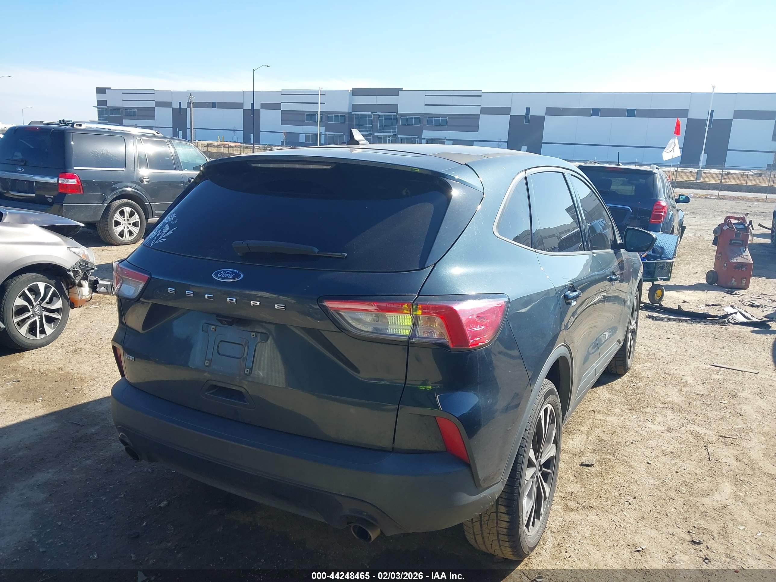 FORD ESCAPE image 4