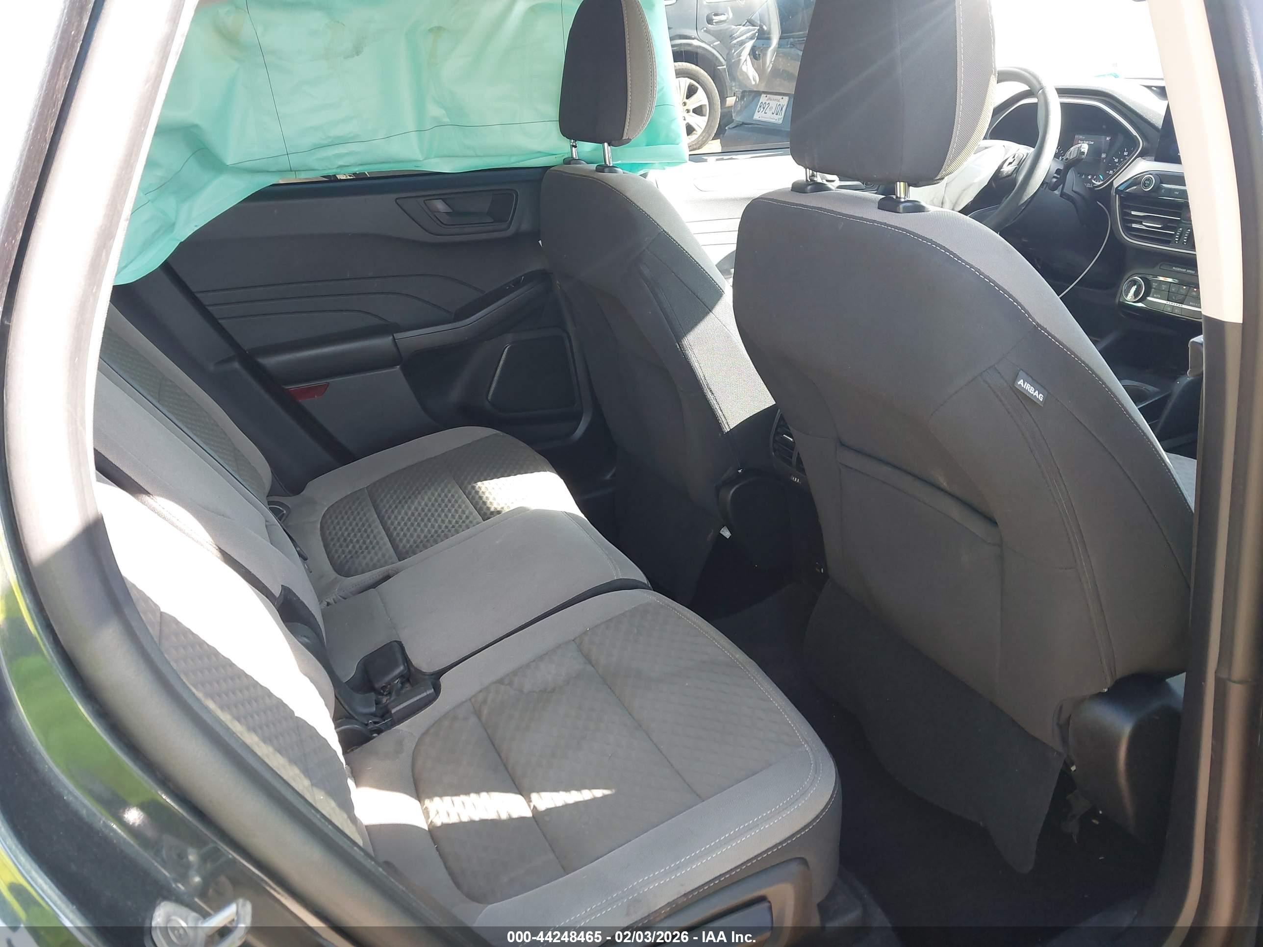 FORD ESCAPE image 8