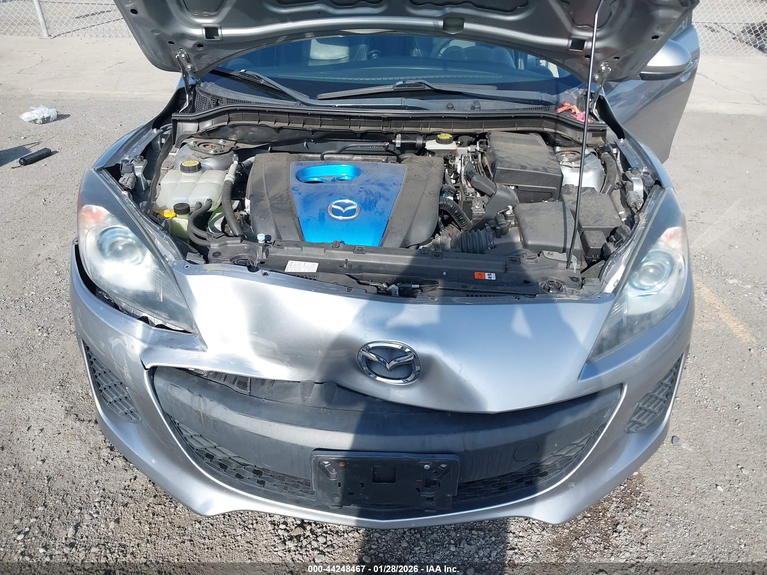 MAZDA MAZDA3 image 10