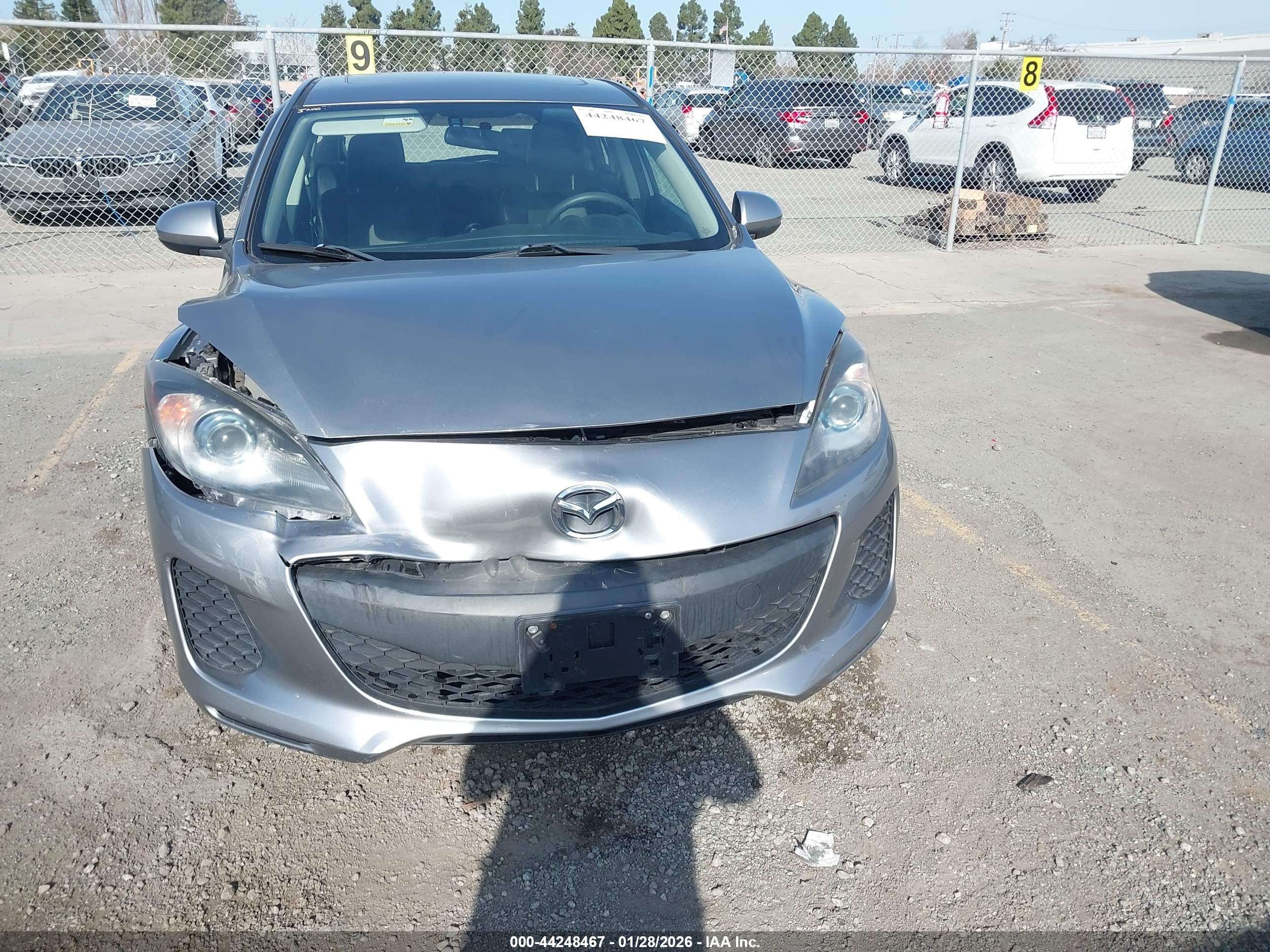 MAZDA MAZDA3 image 6