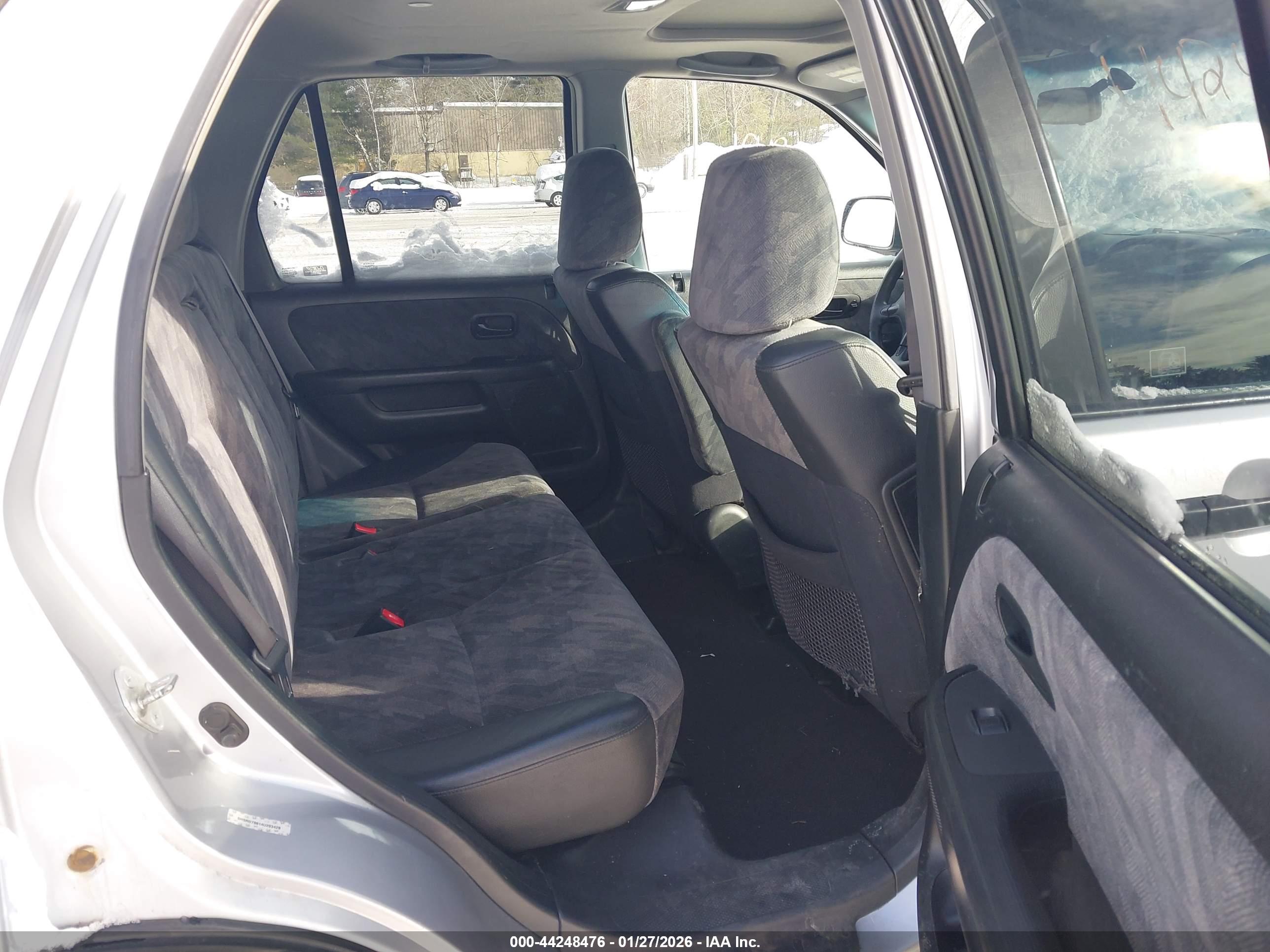 HONDA CR-V image 8