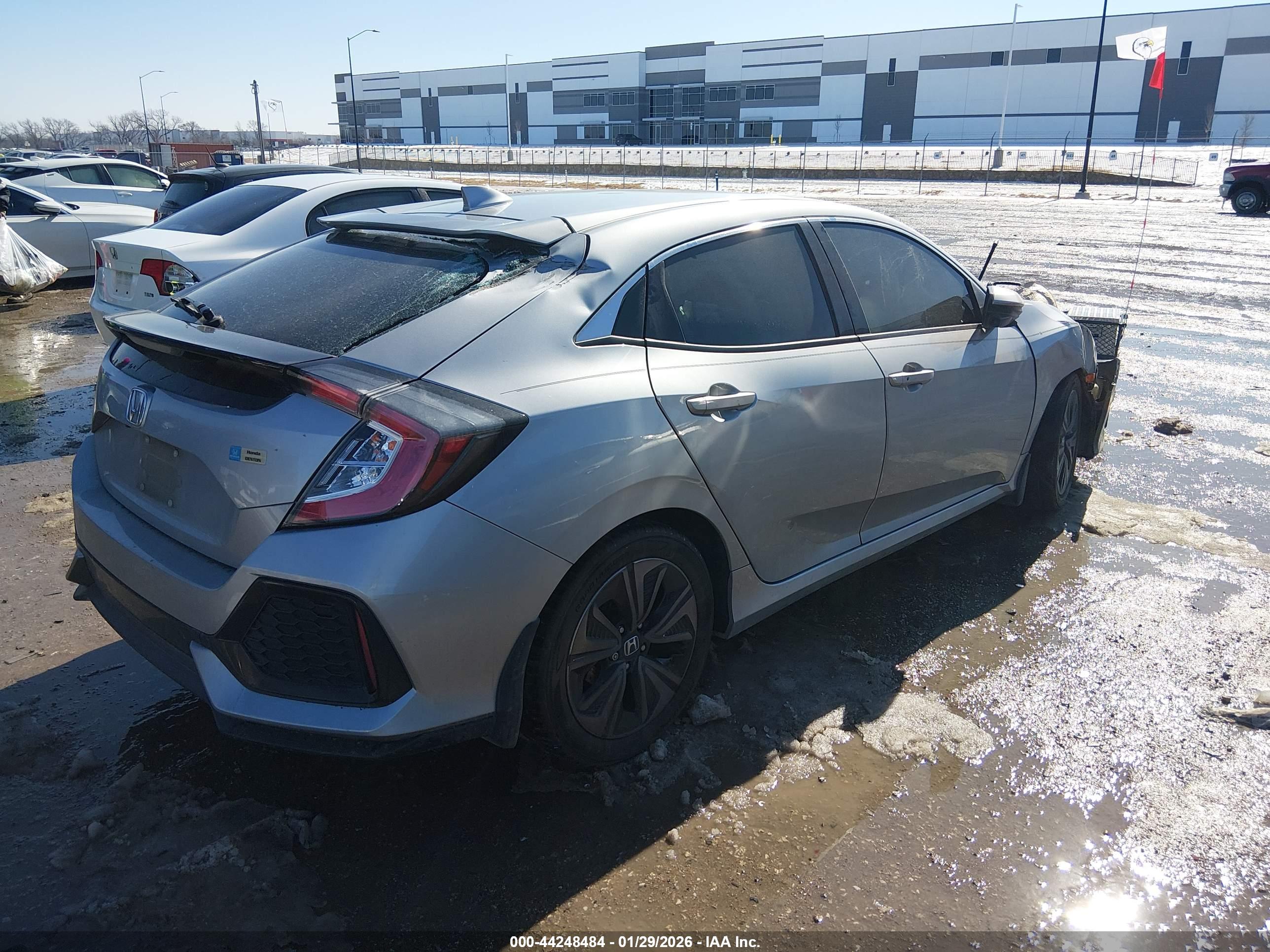 HONDA CIVIC image 4