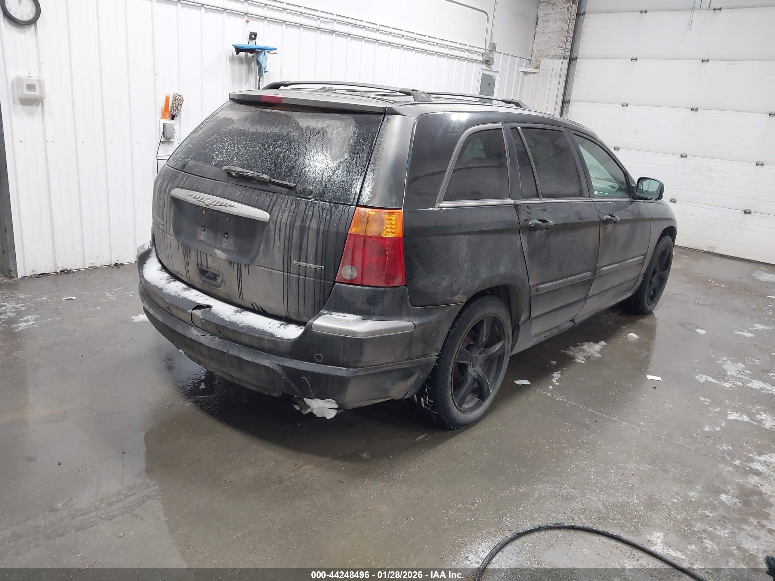 CHRYSLER PACIFICA image 4