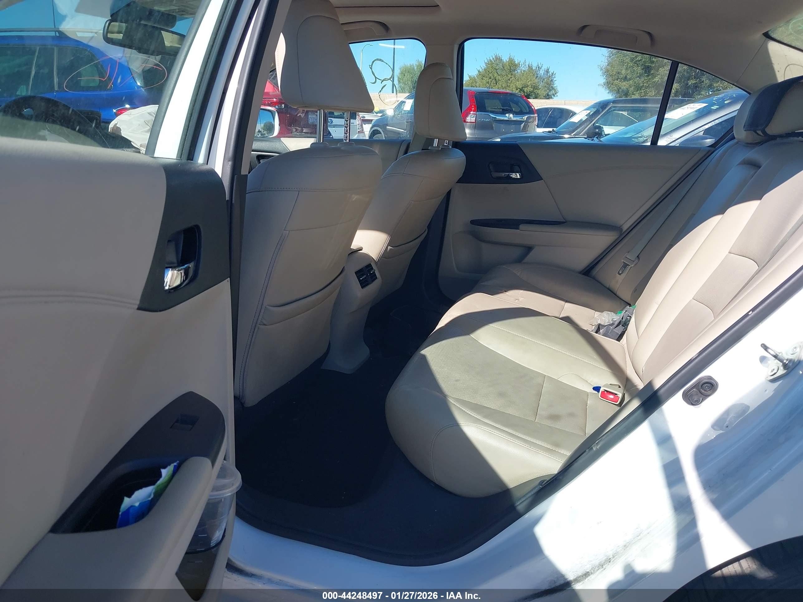 HONDA ACCORD image 8