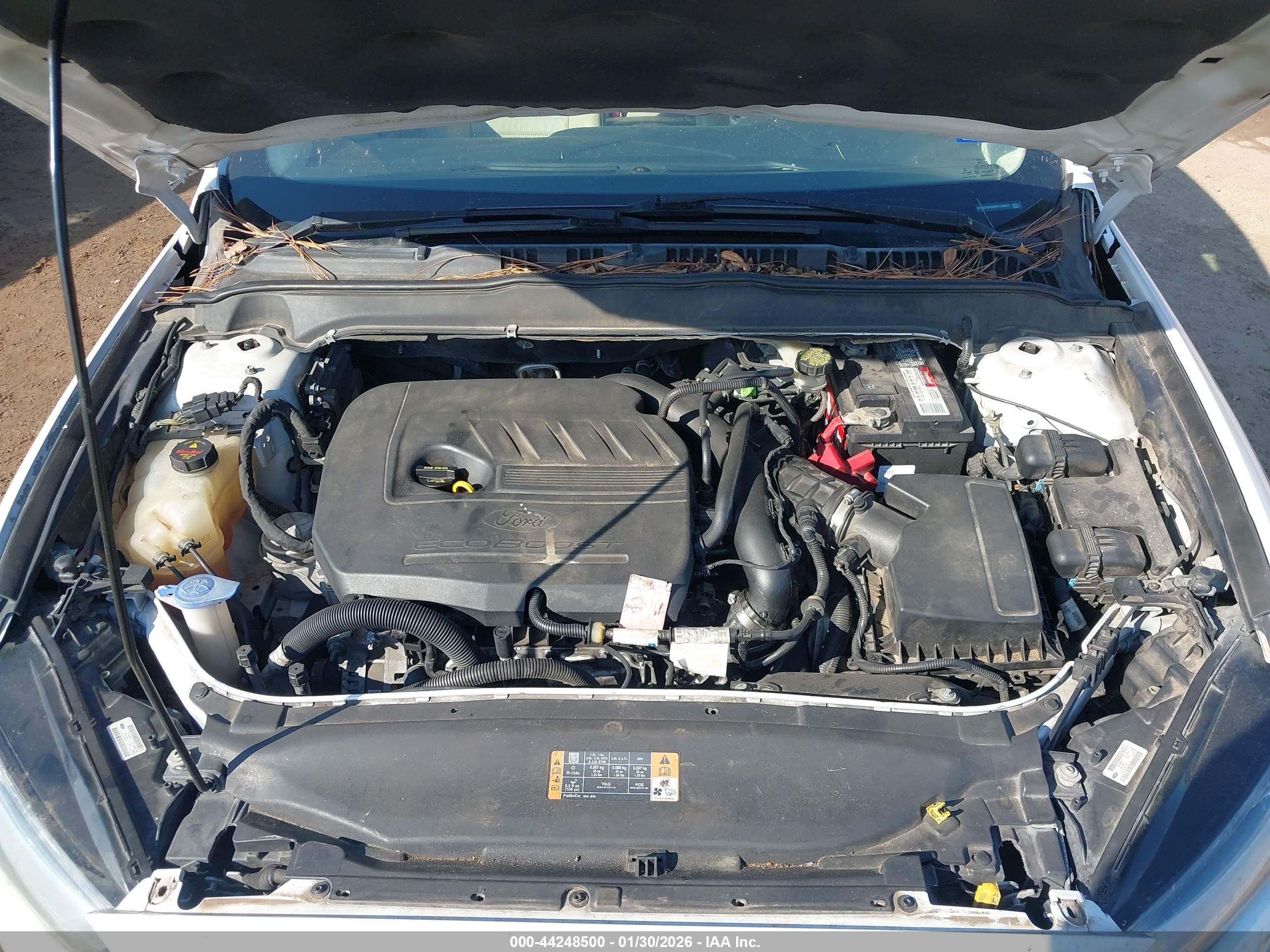 FORD FUSION image 10