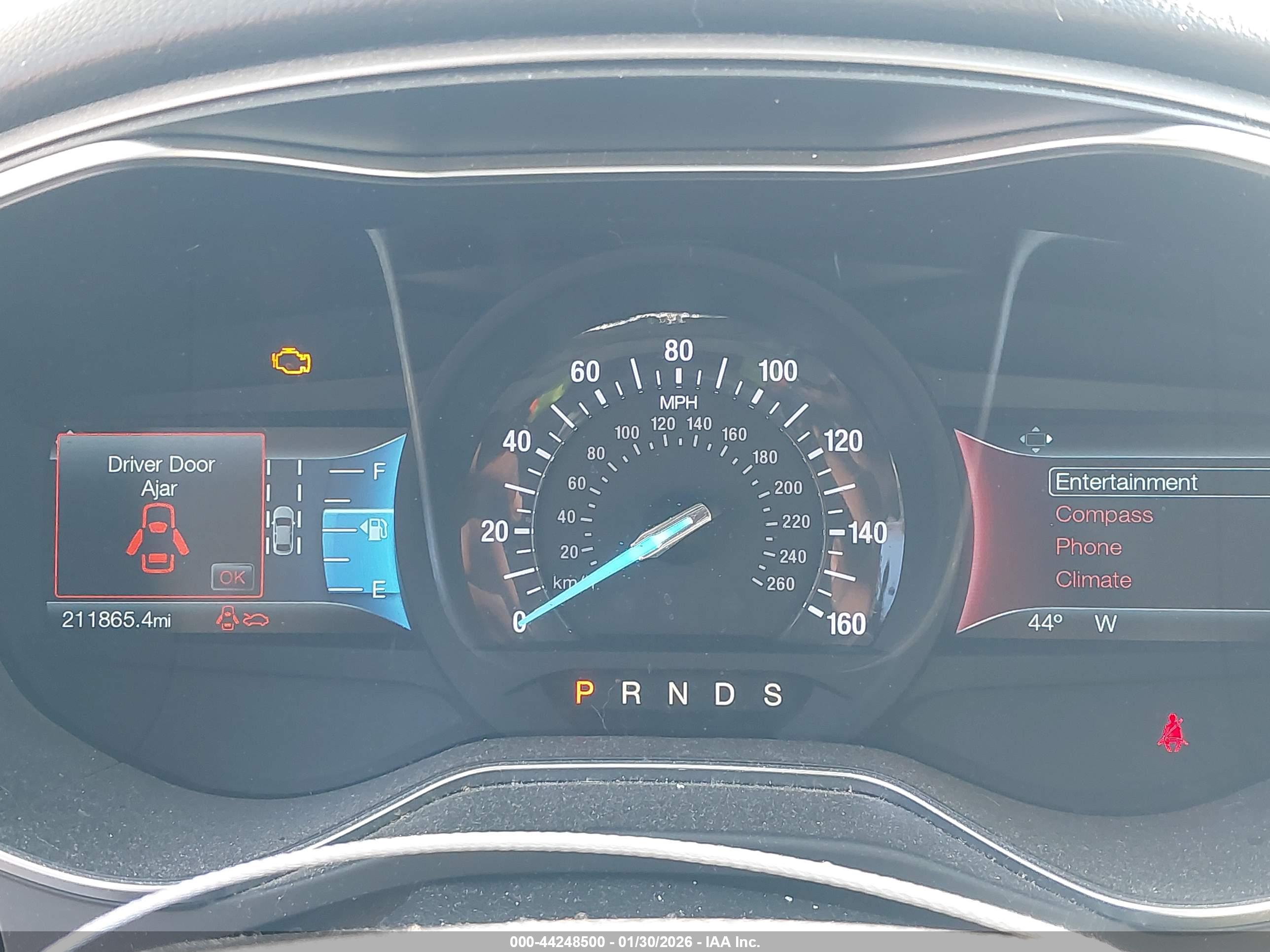 FORD FUSION image 7