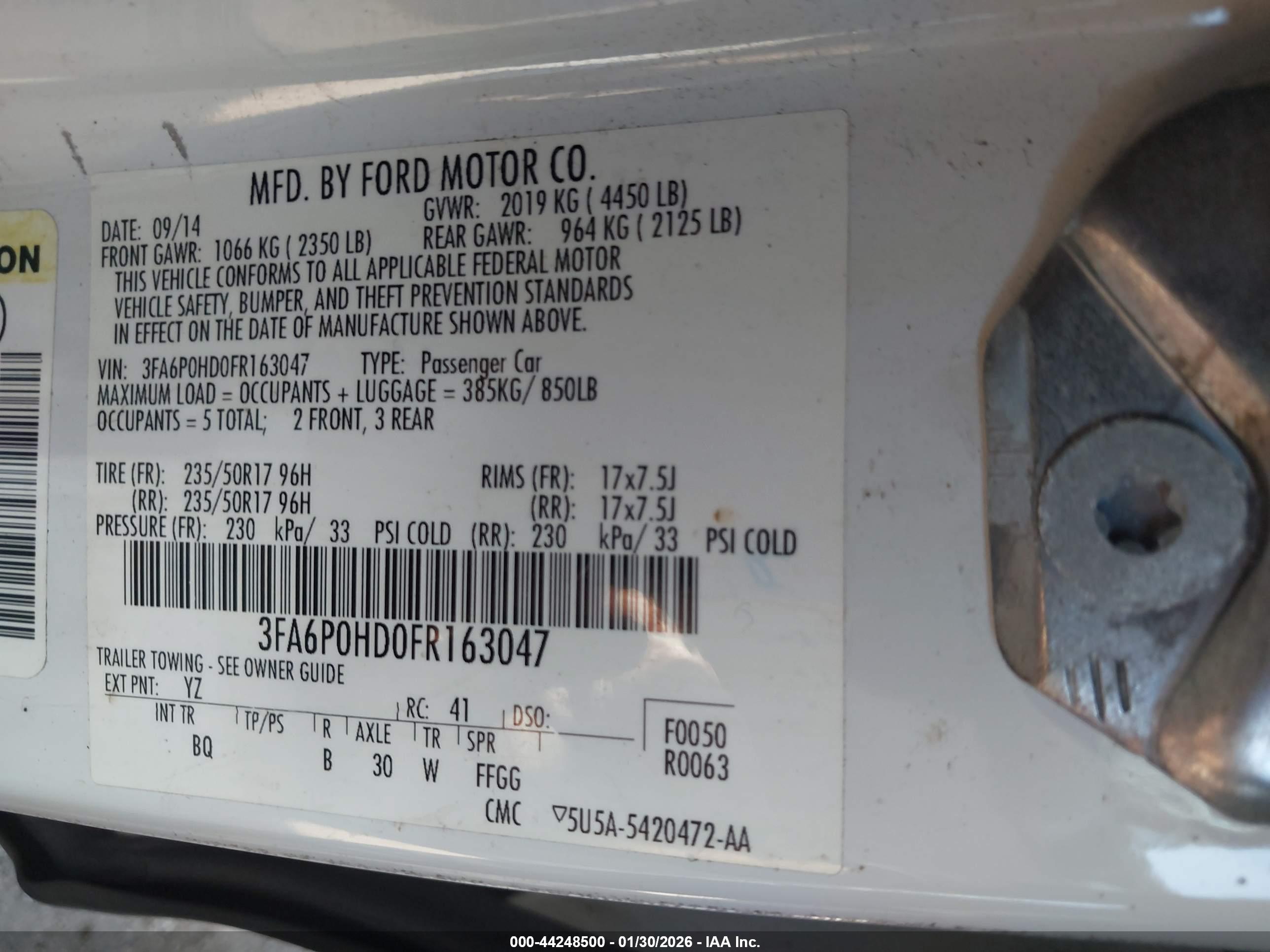 FORD FUSION image 9