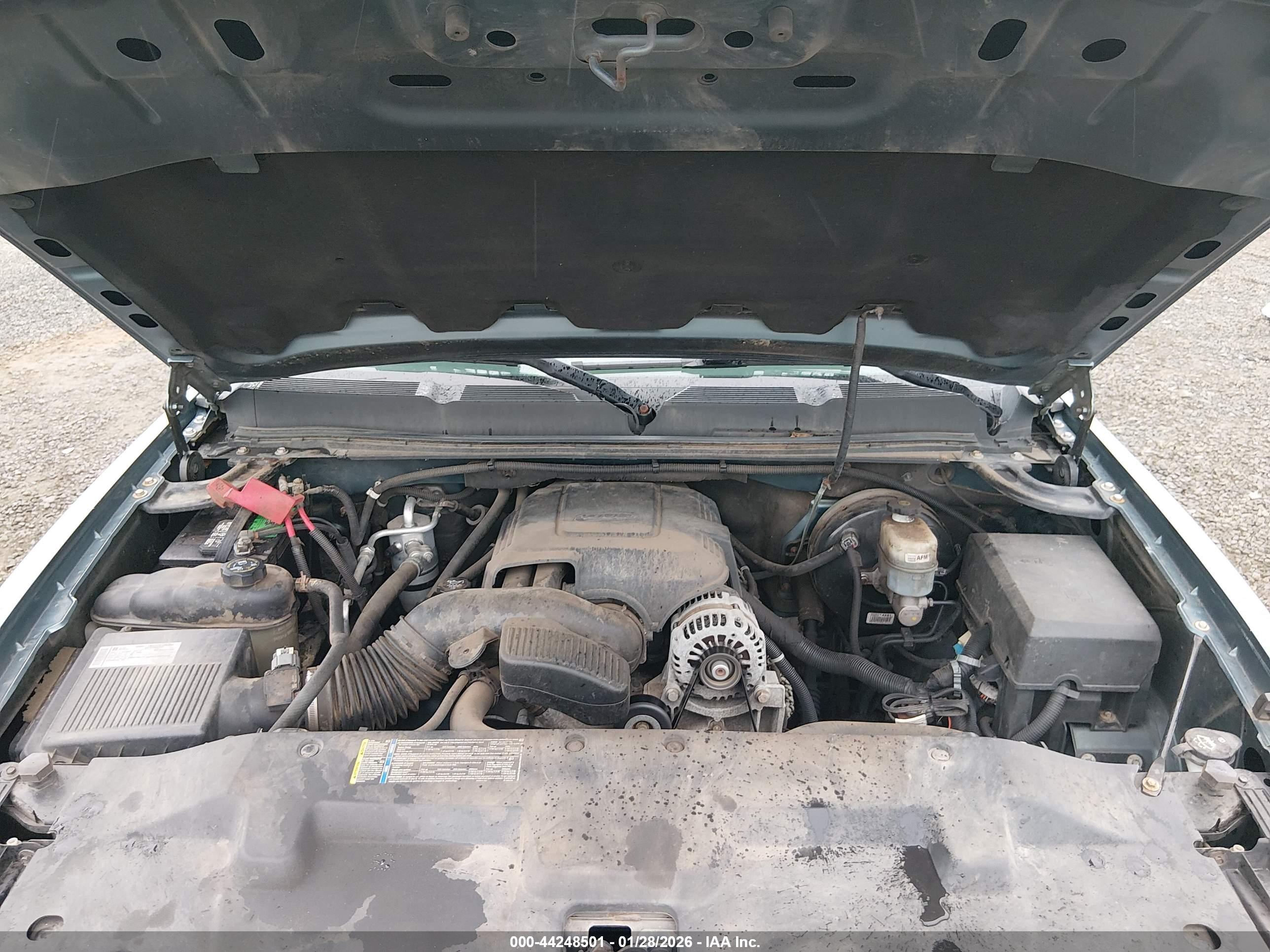CHEVROLET SILVERADO image 10