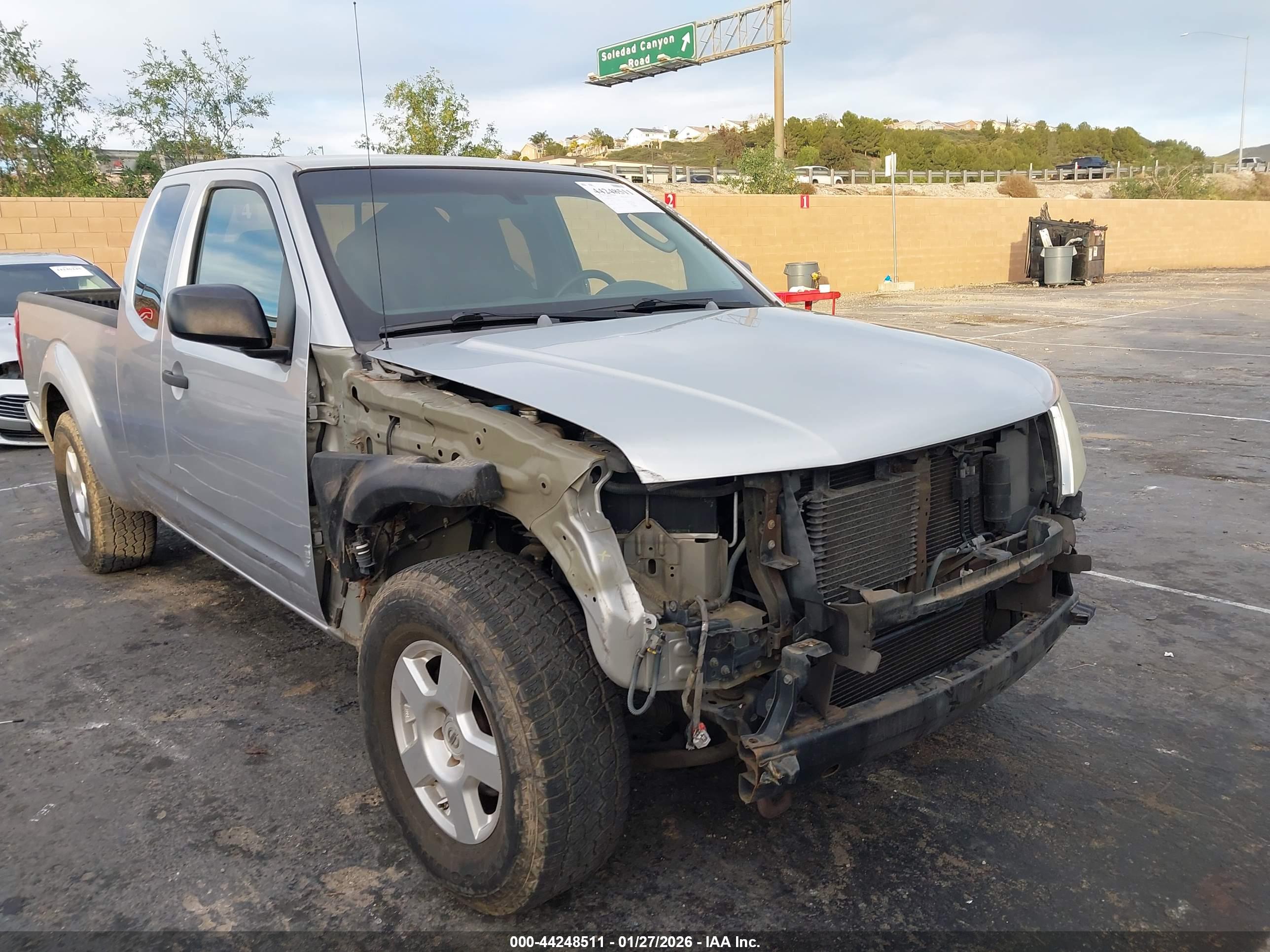 NISSAN FRONTIER image 6