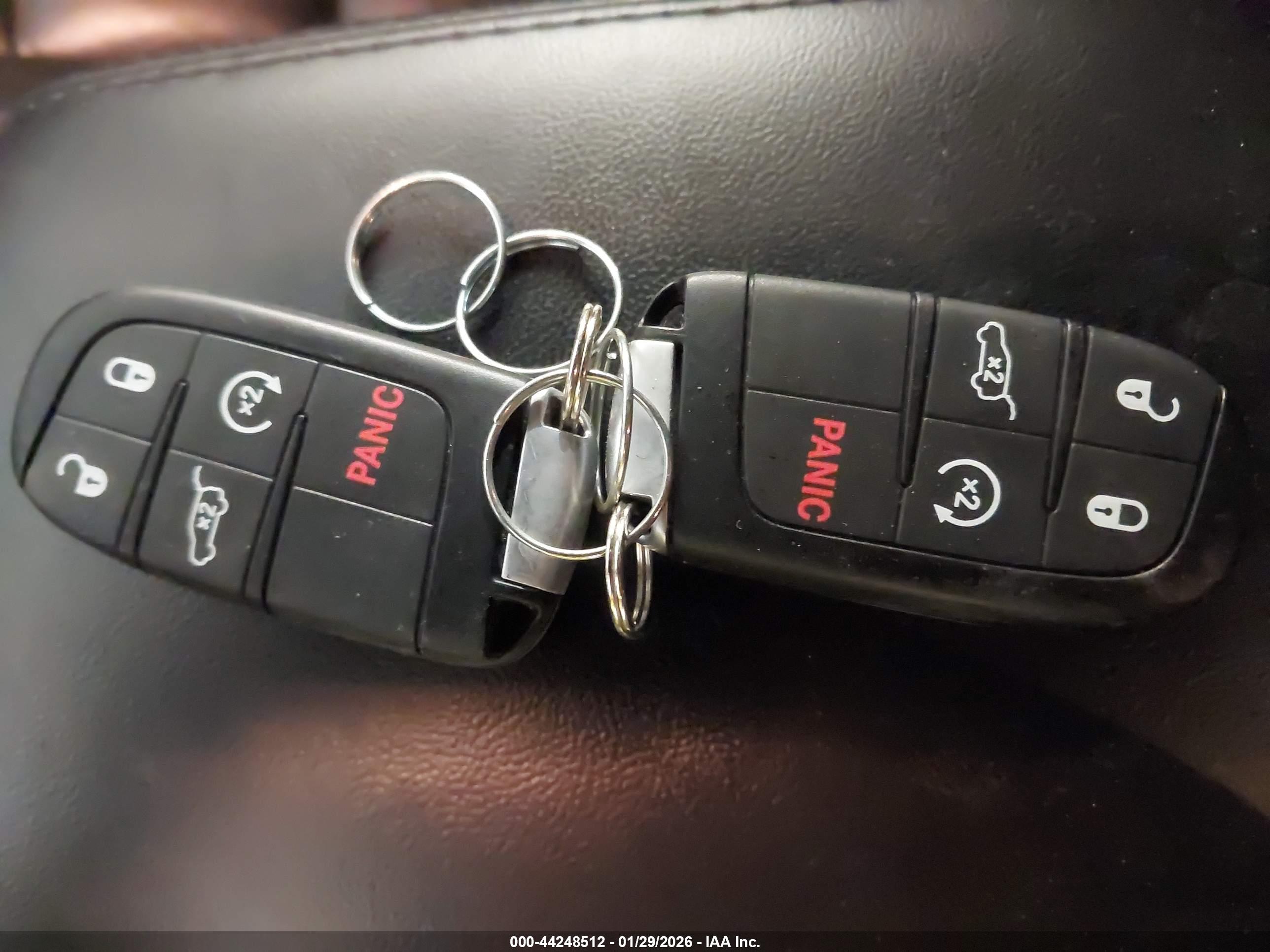 JEEP GRAND image 11