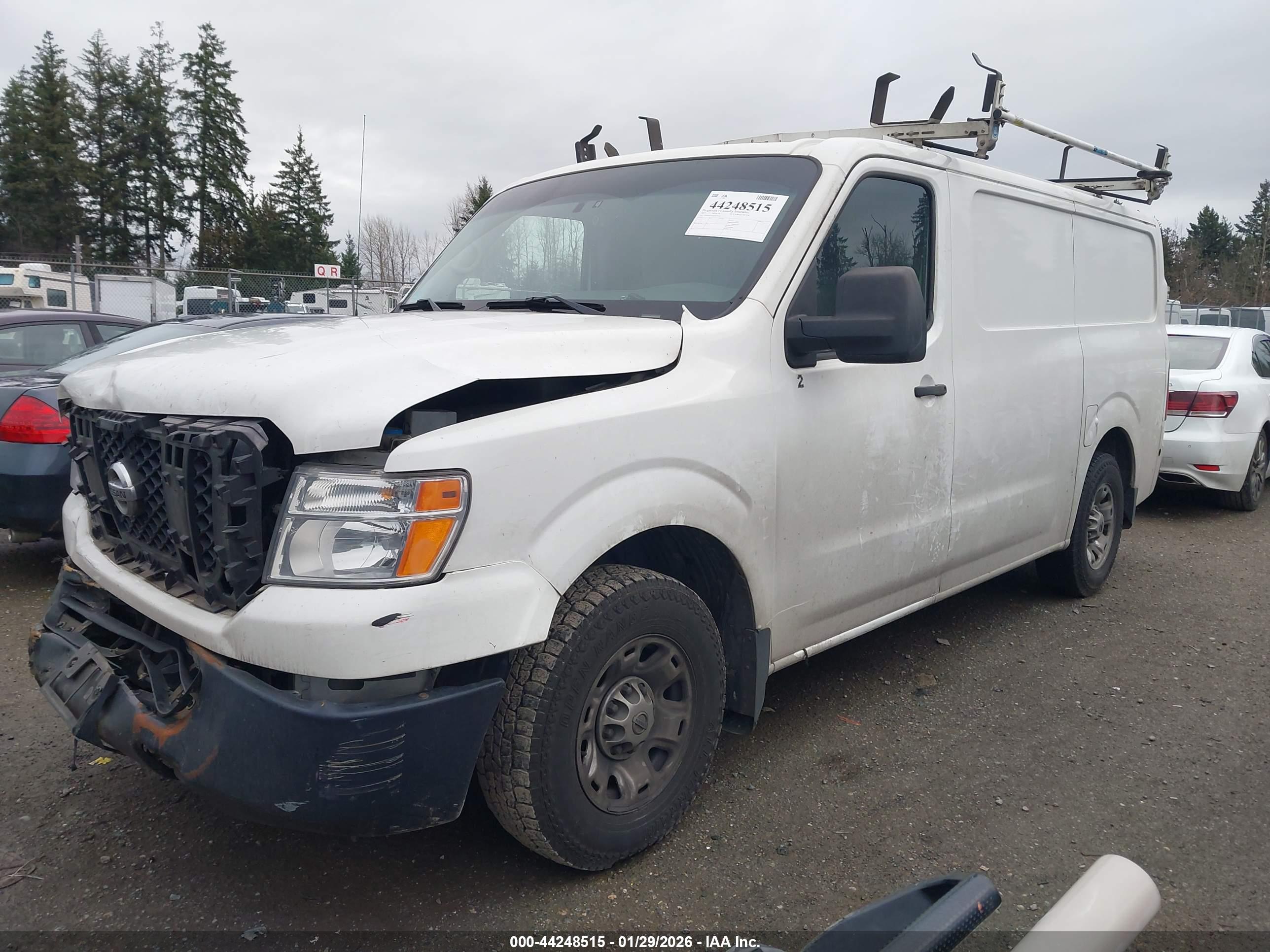 NISSAN NV image 2