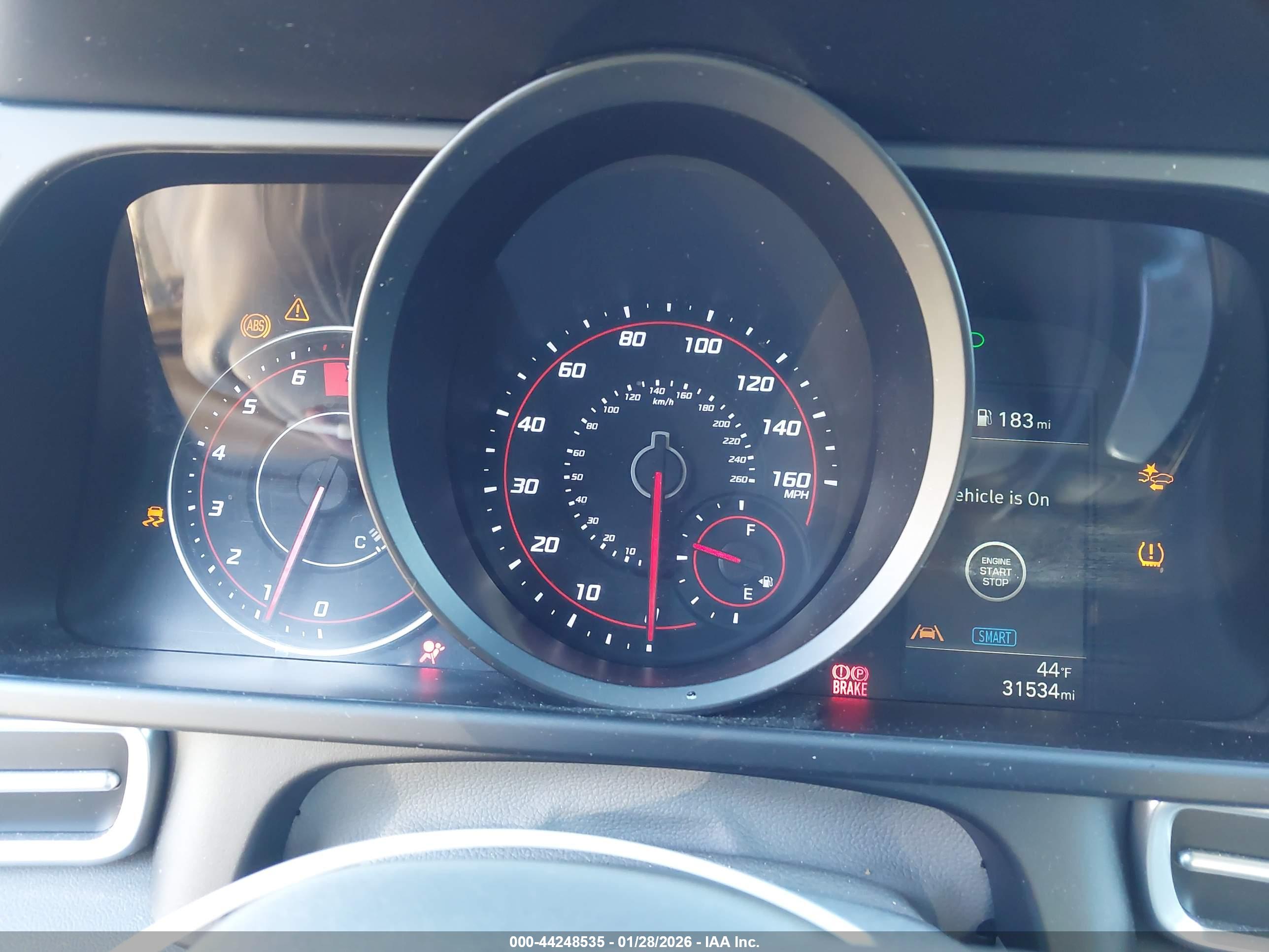 HYUNDAI ELANTRA image 7