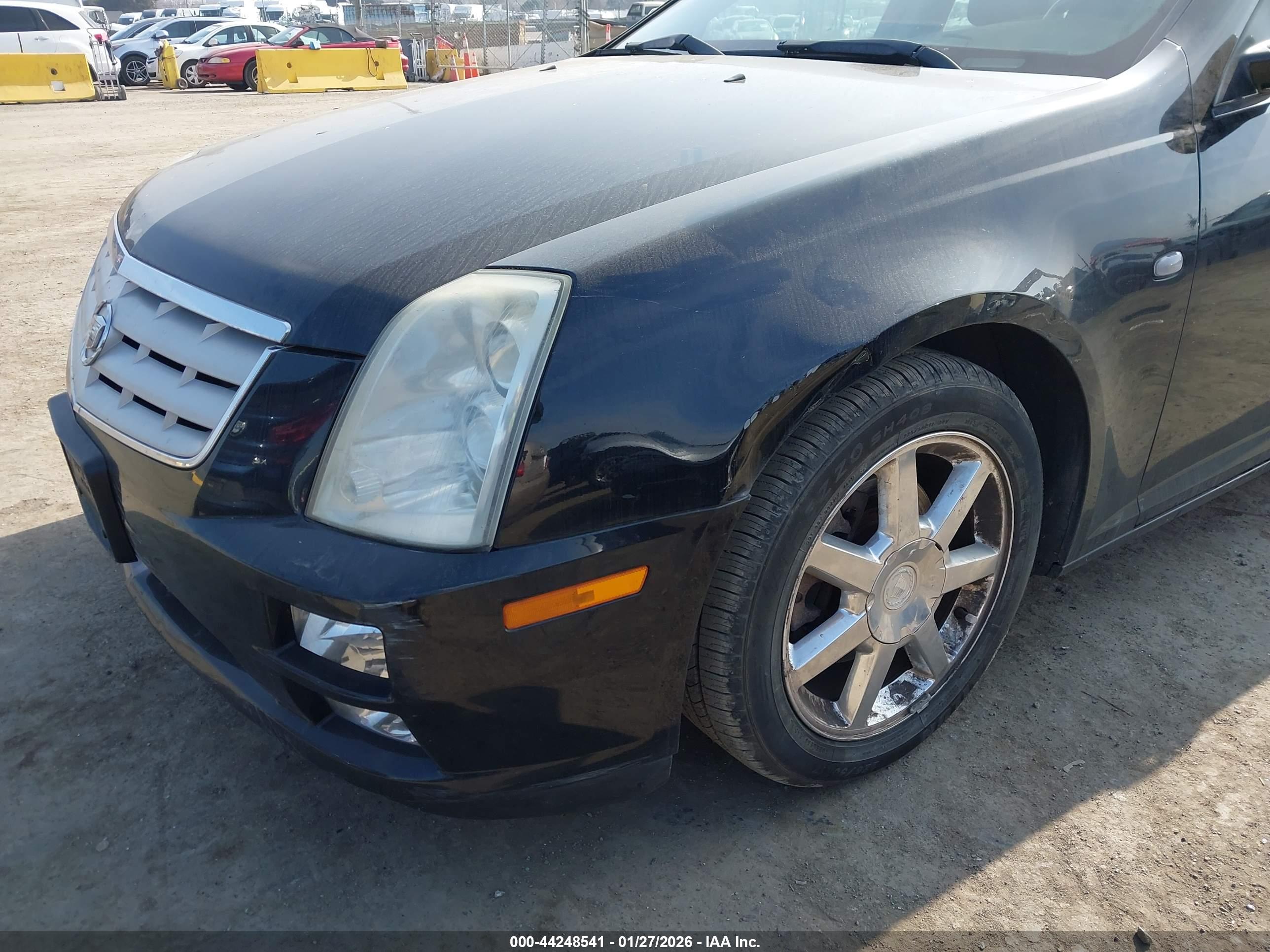 CADILLAC STS image 6