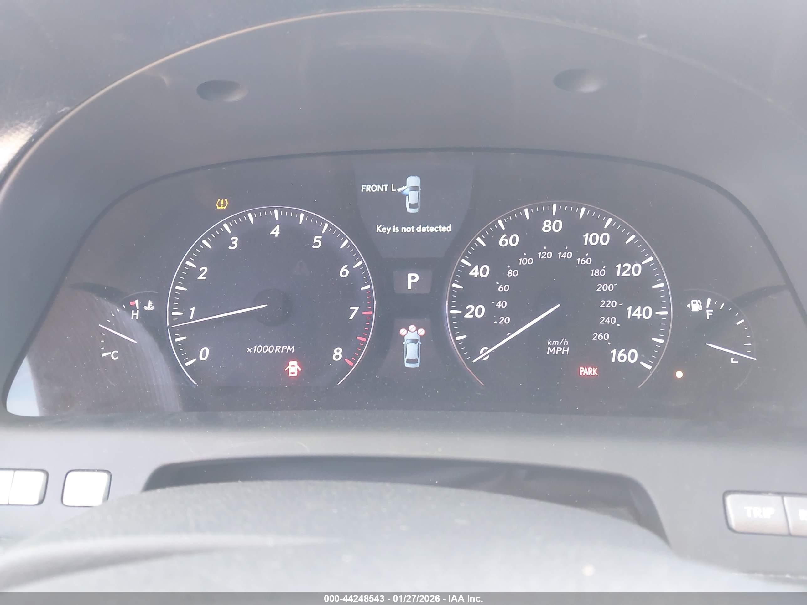 LEXUS LS image 7