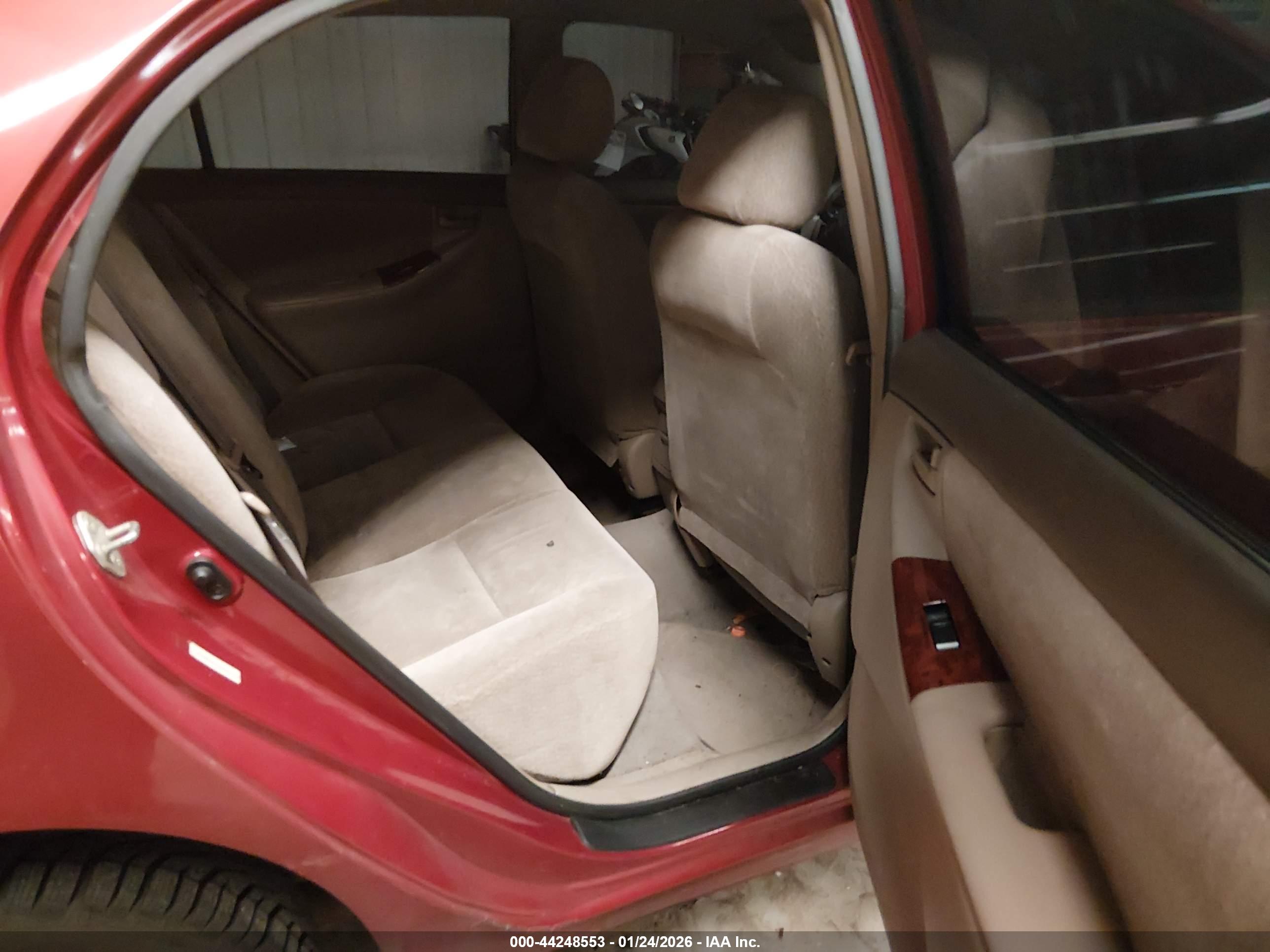 TOYOTA COROLLA image 8