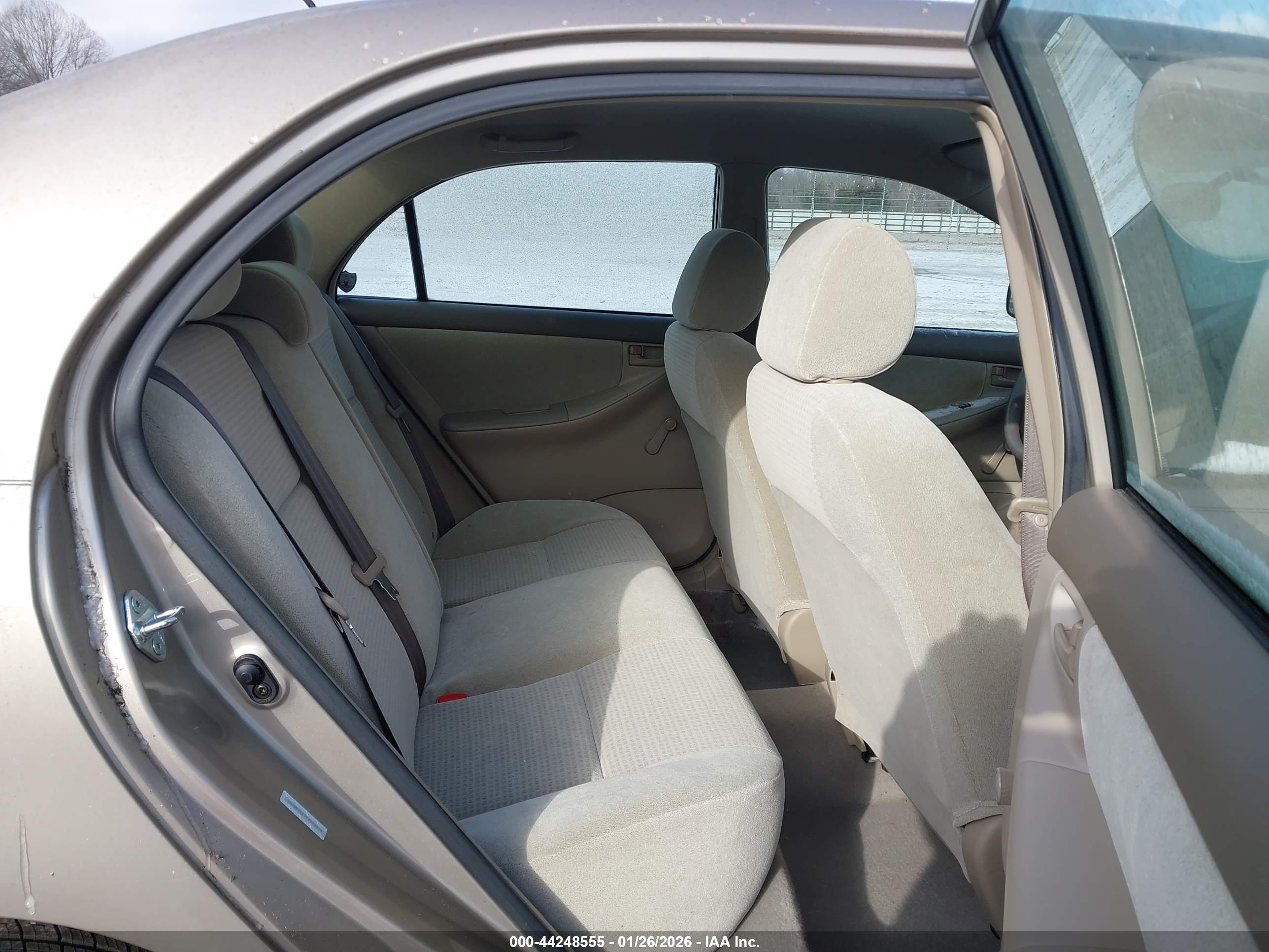 TOYOTA COROLLA image 8
