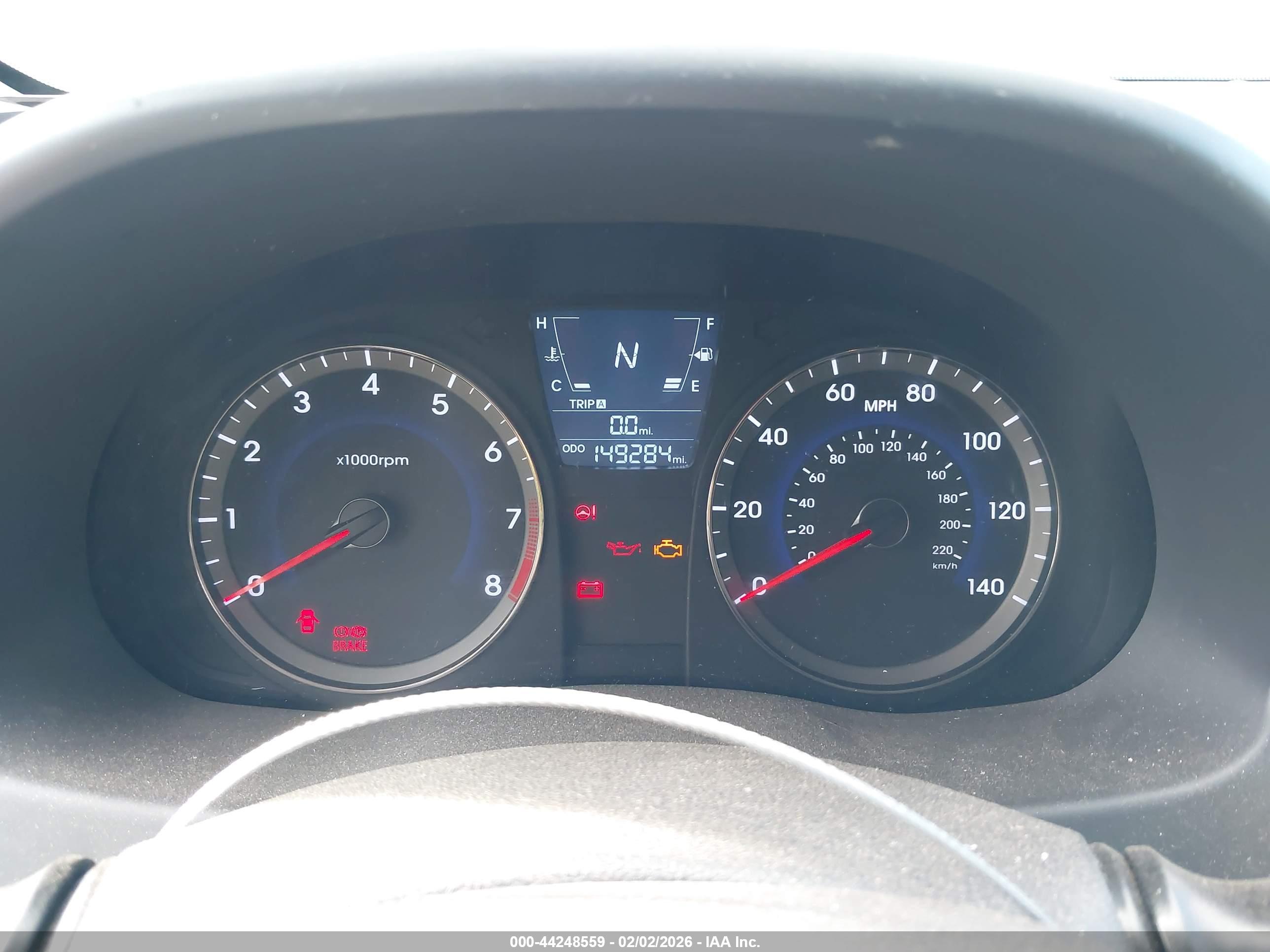 HYUNDAI ACCENT image 7