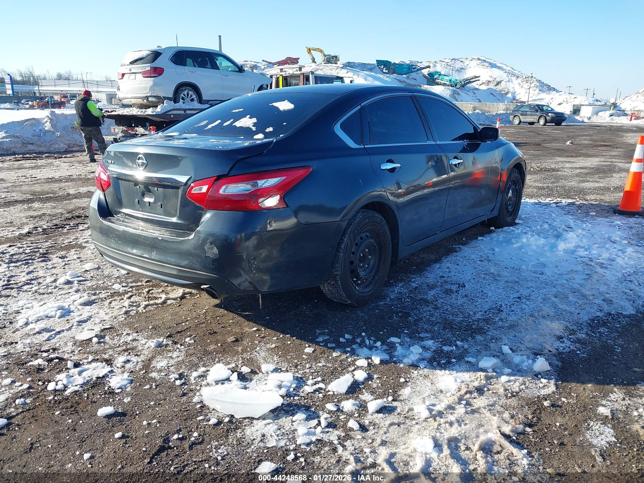 NISSAN ALTIMA image 4