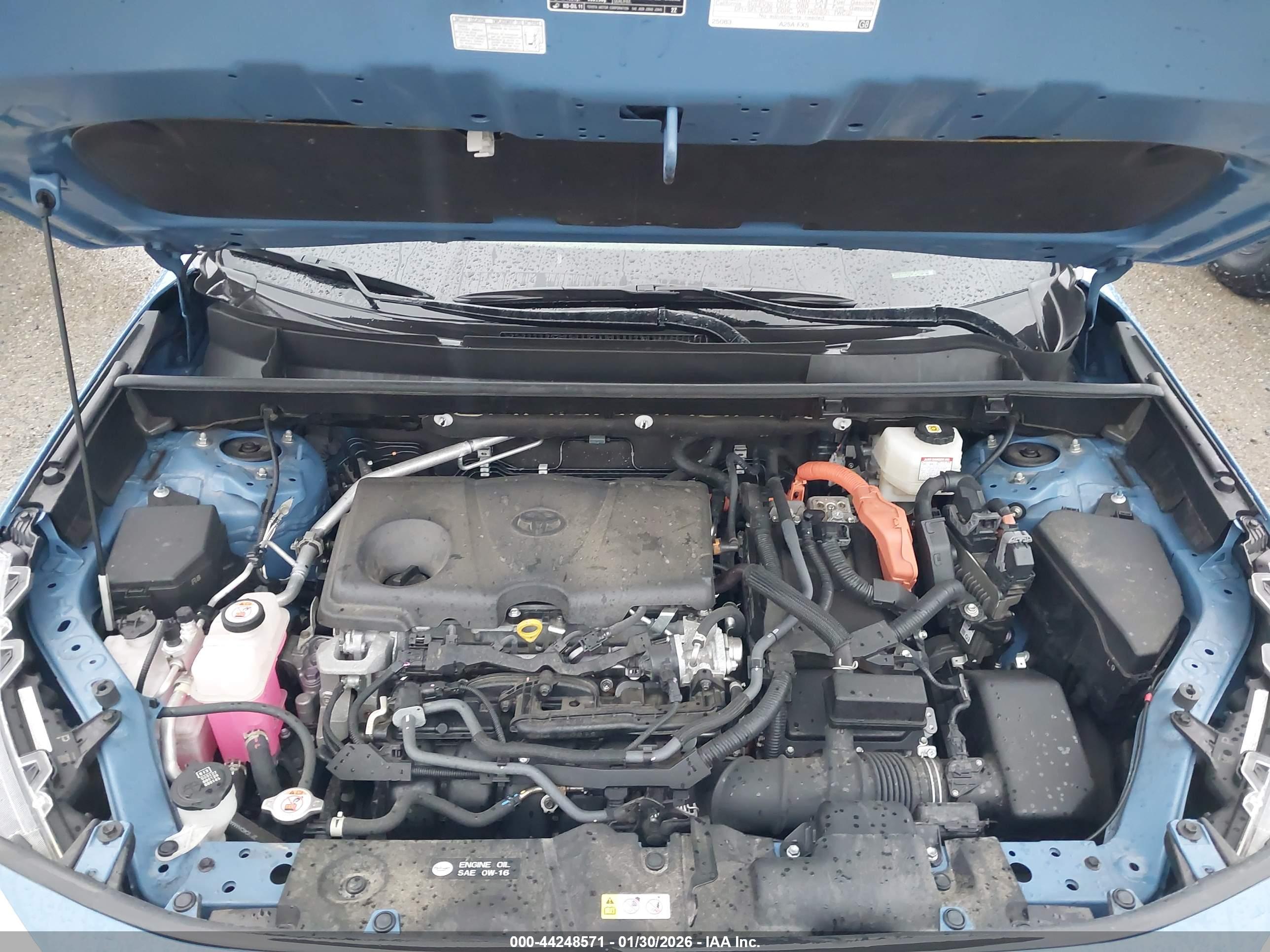 TOYOTA RAV4 image 10