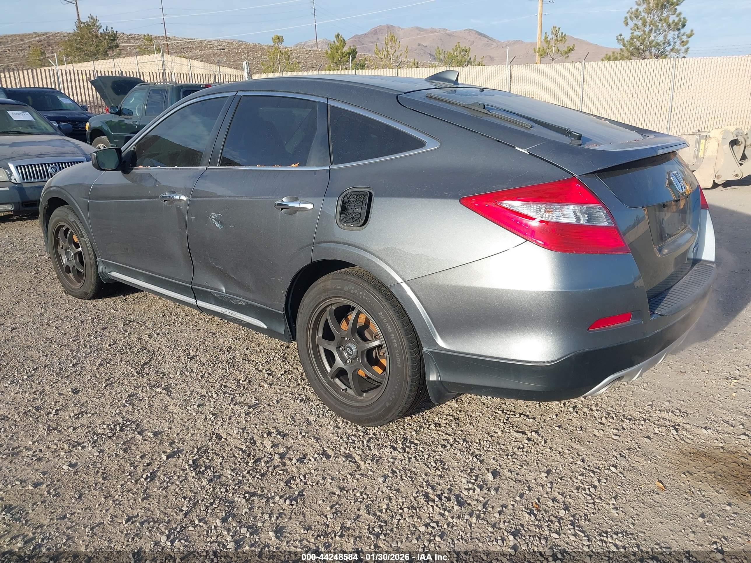 HONDA CROSSTOUR image 3