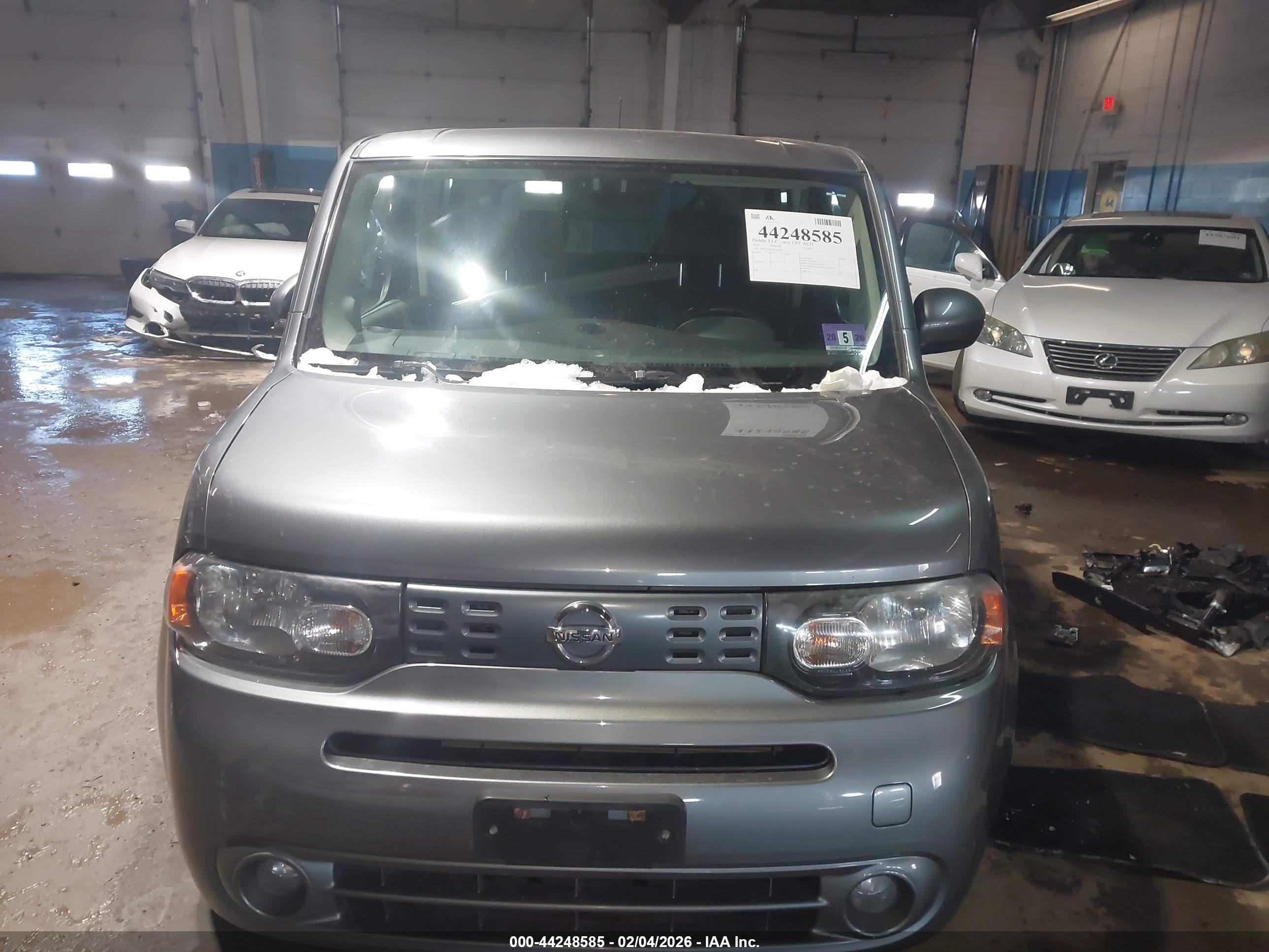 NISSAN CUBE image 6