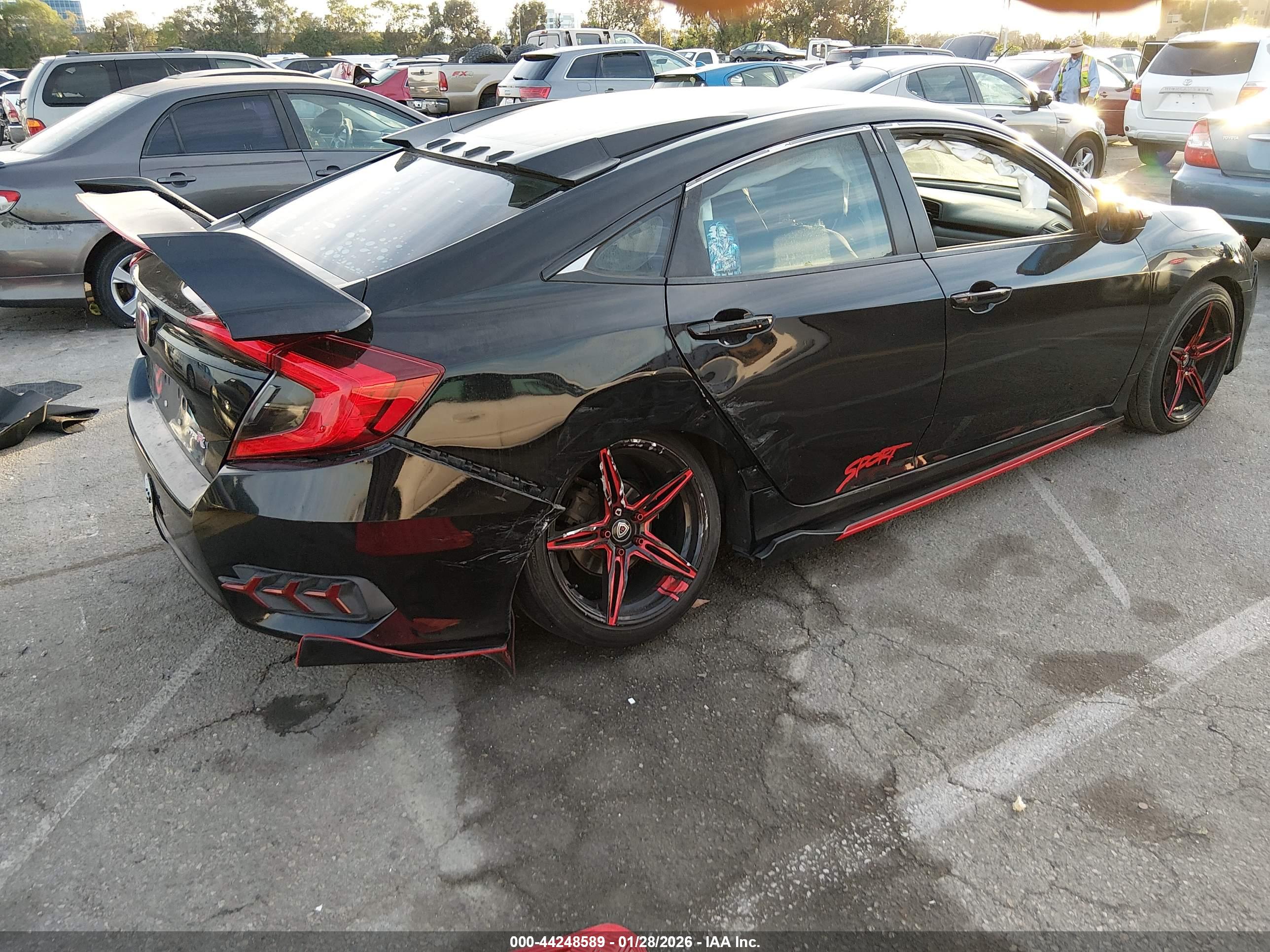 HONDA CIVIC image 4
