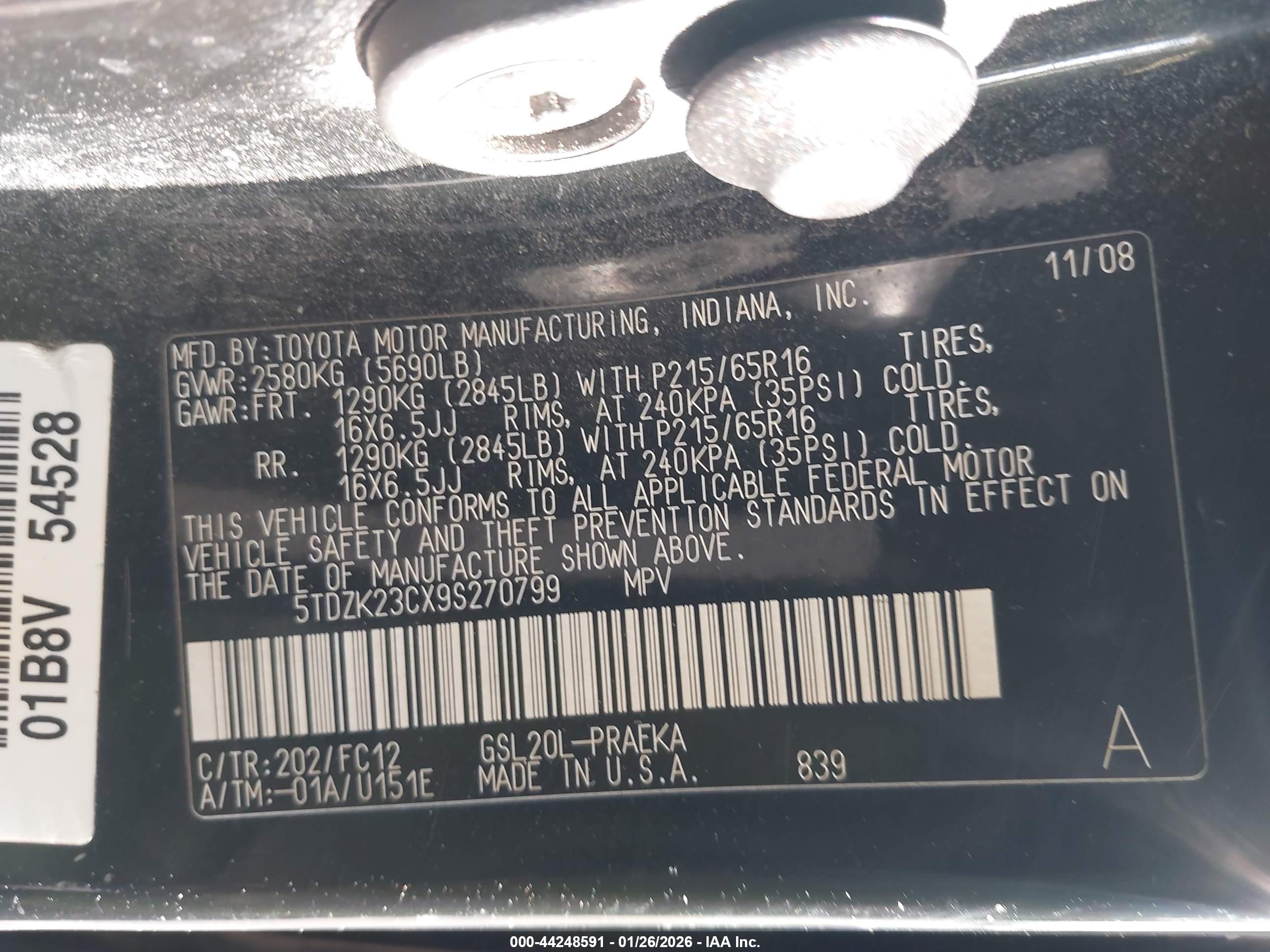 TOYOTA SIENNA image 9
