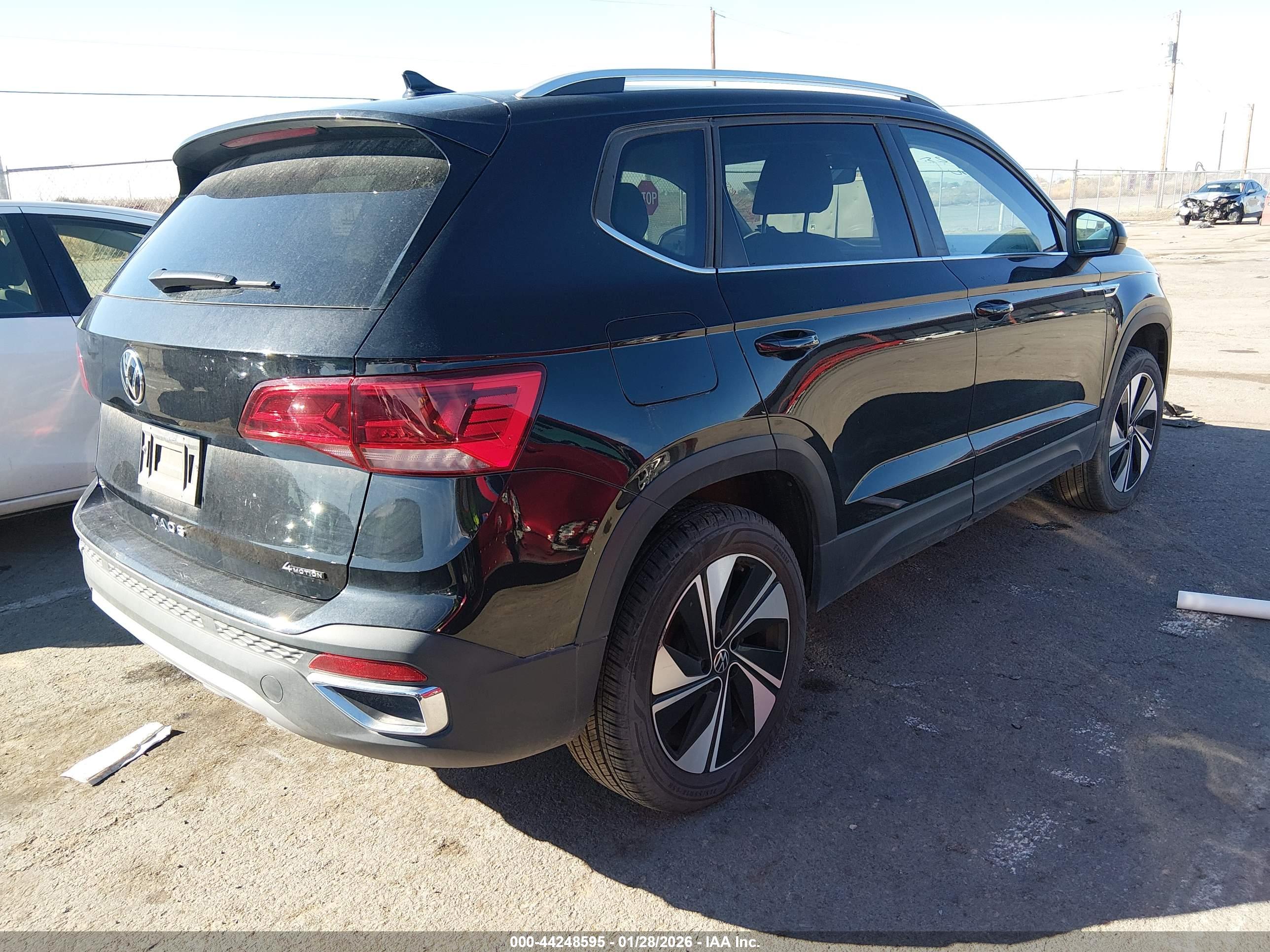 VOLKSWAGEN TAOS image 4