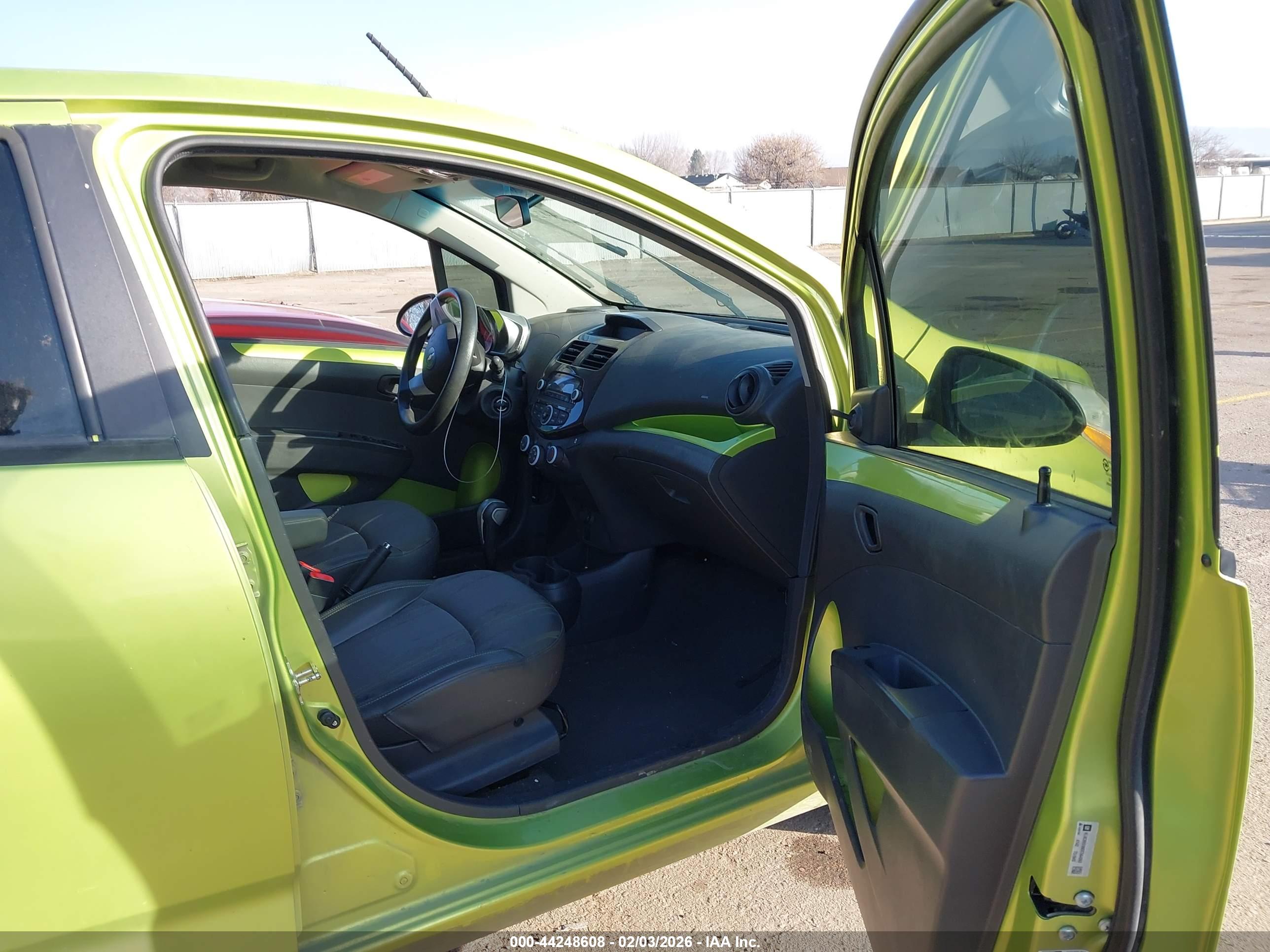 CHEVROLET SPARK image 5