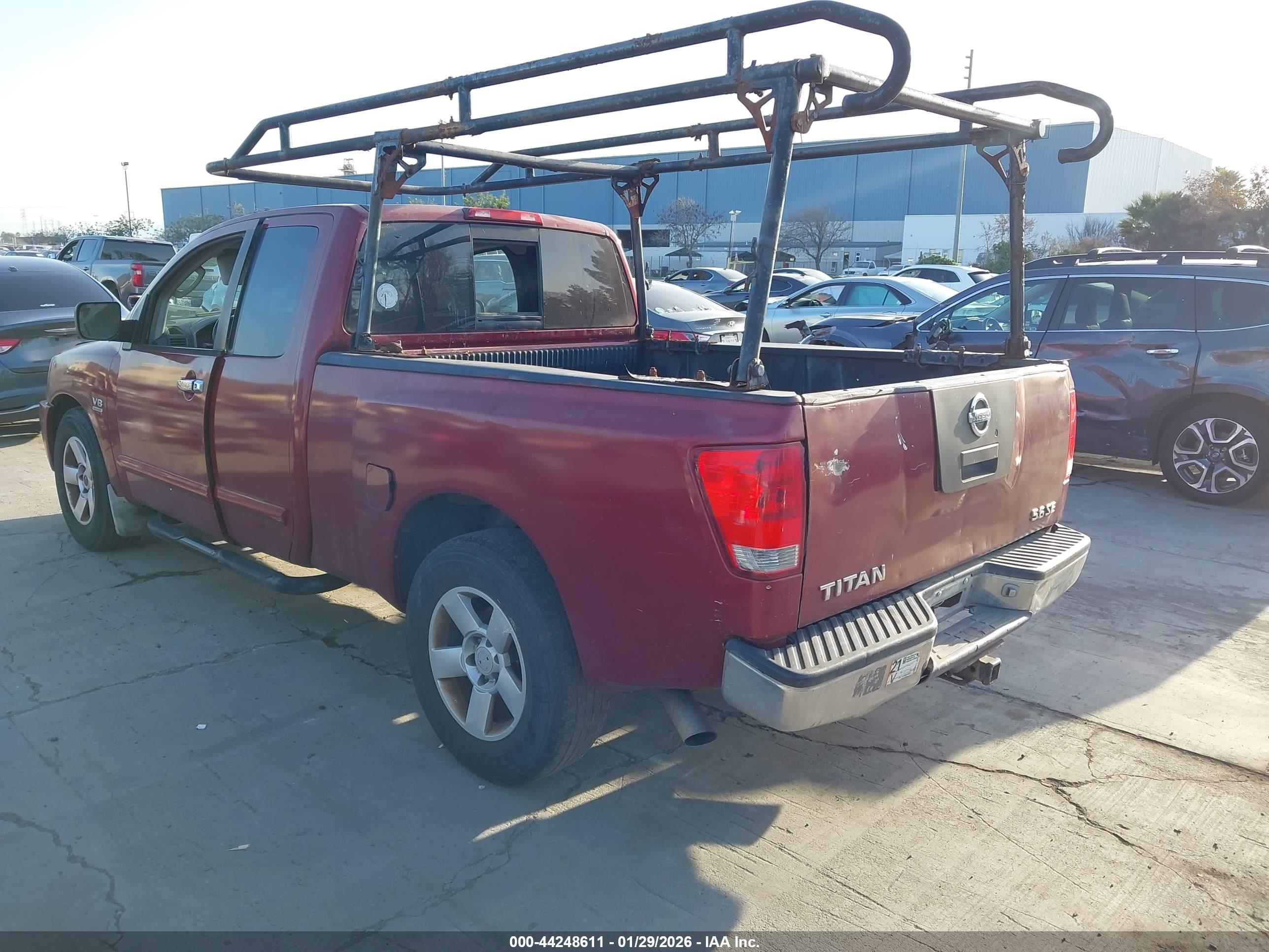 NISSAN TITAN image 3