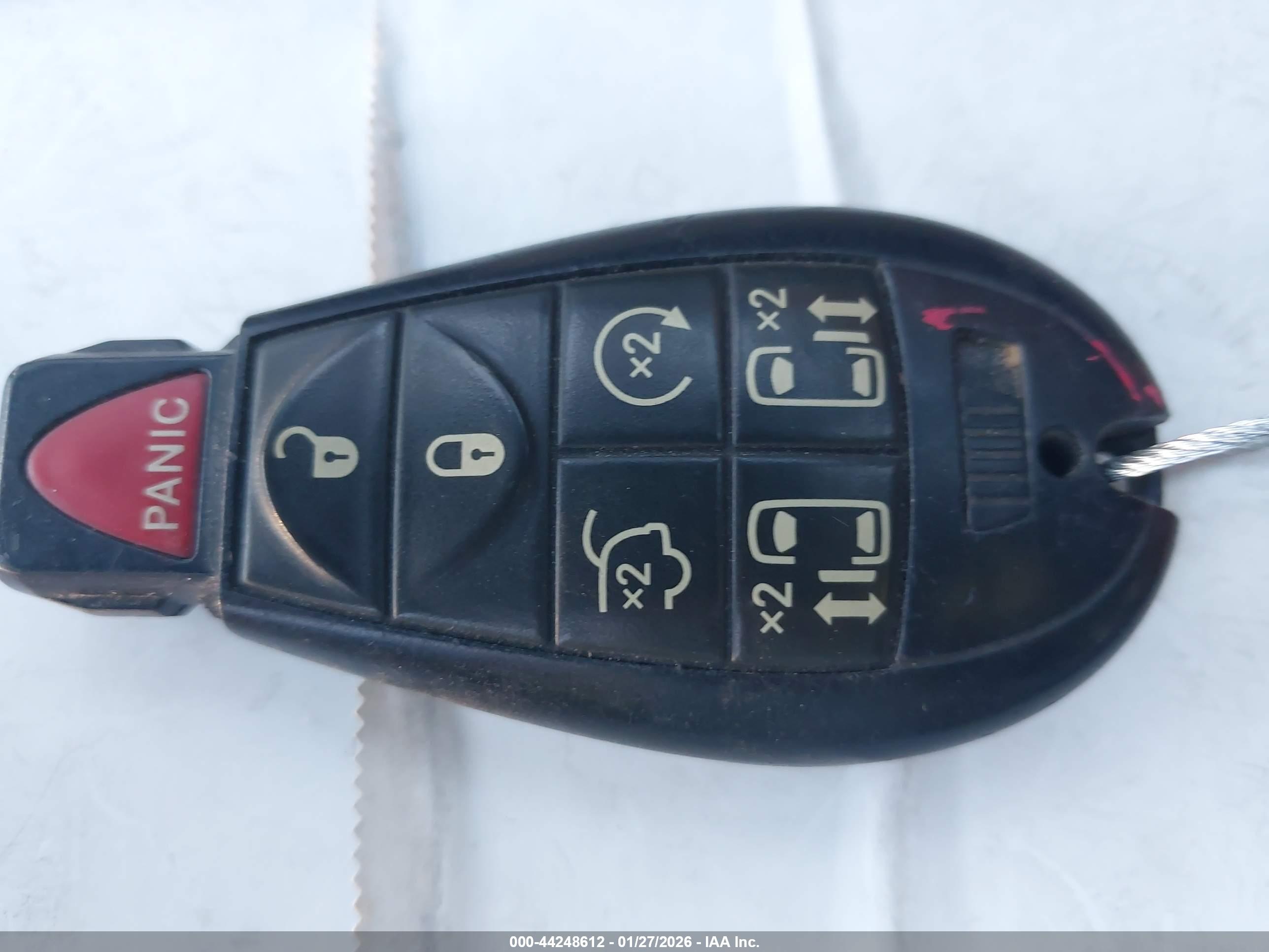 CHRYSLER TOWN image 11